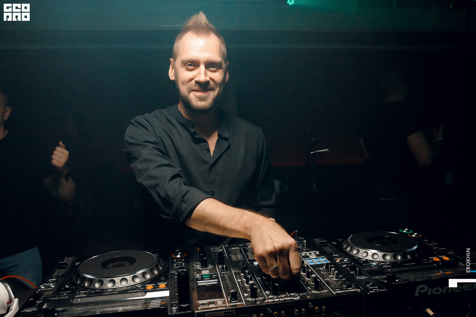 013 2020-11-08_01-28-28-013-EROKHIN.jpg