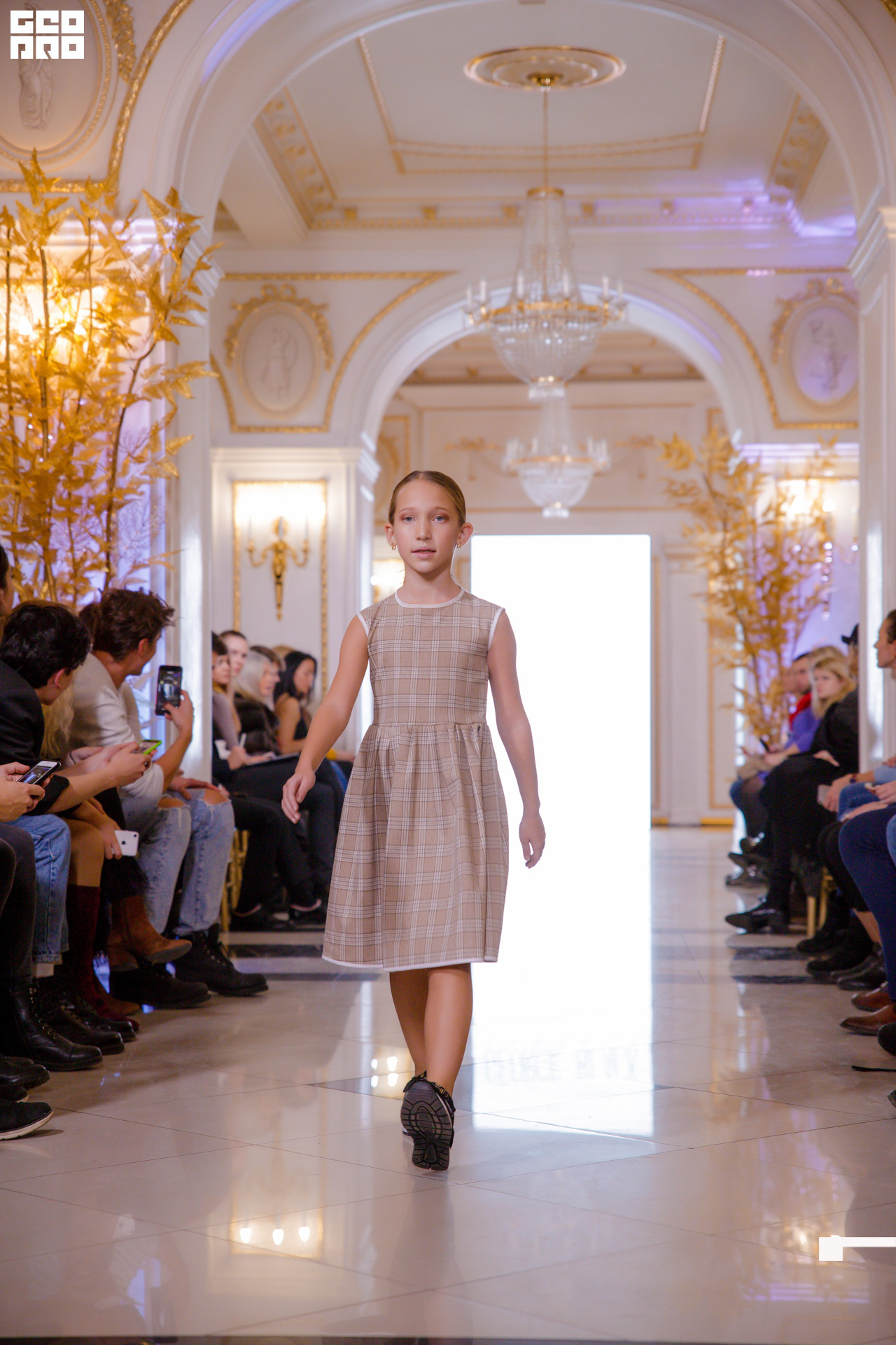 23.11.19_Neva Fashion Week Day 1_0873.JPG