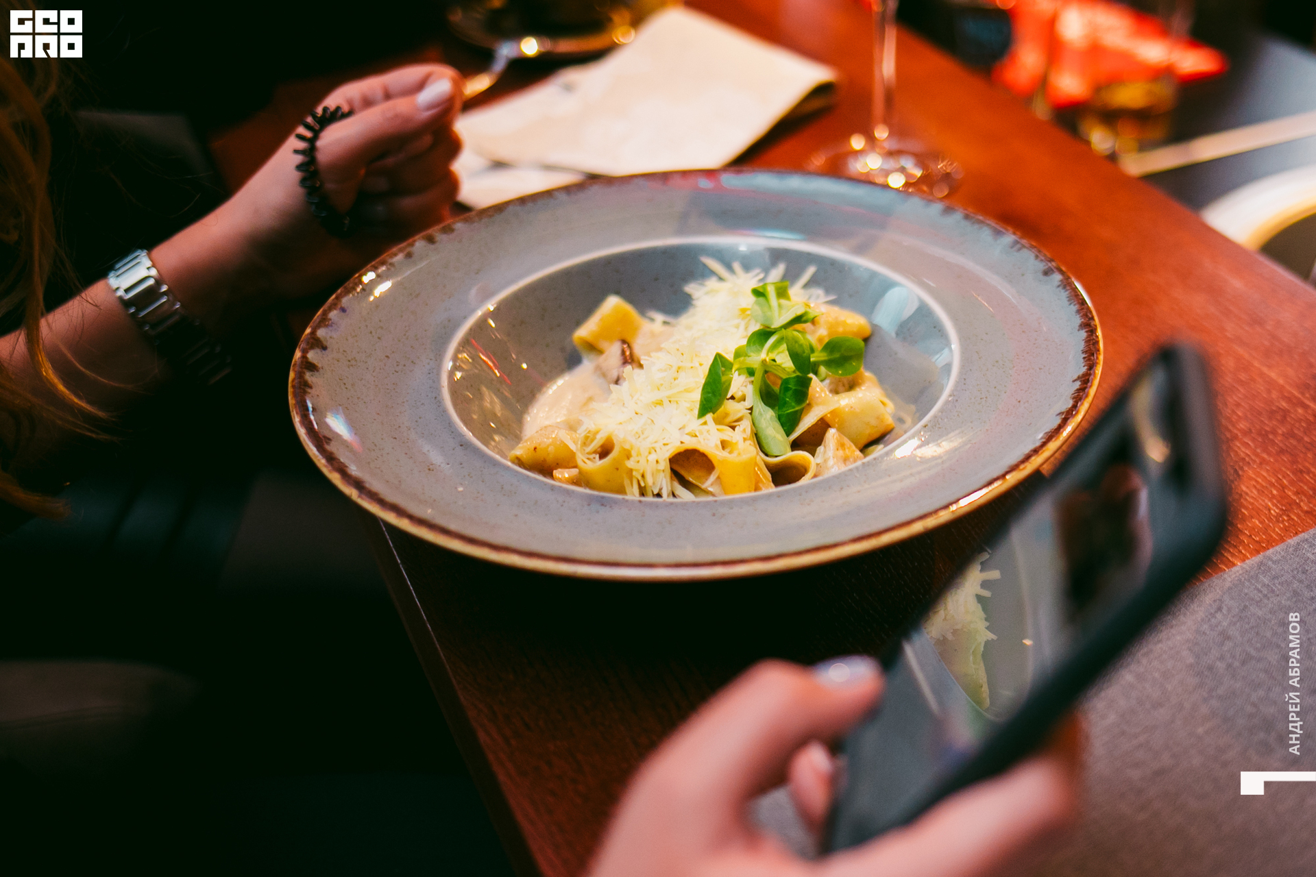 131219 Птичка и 5561 Абрамов для загрузки  0102.jpg