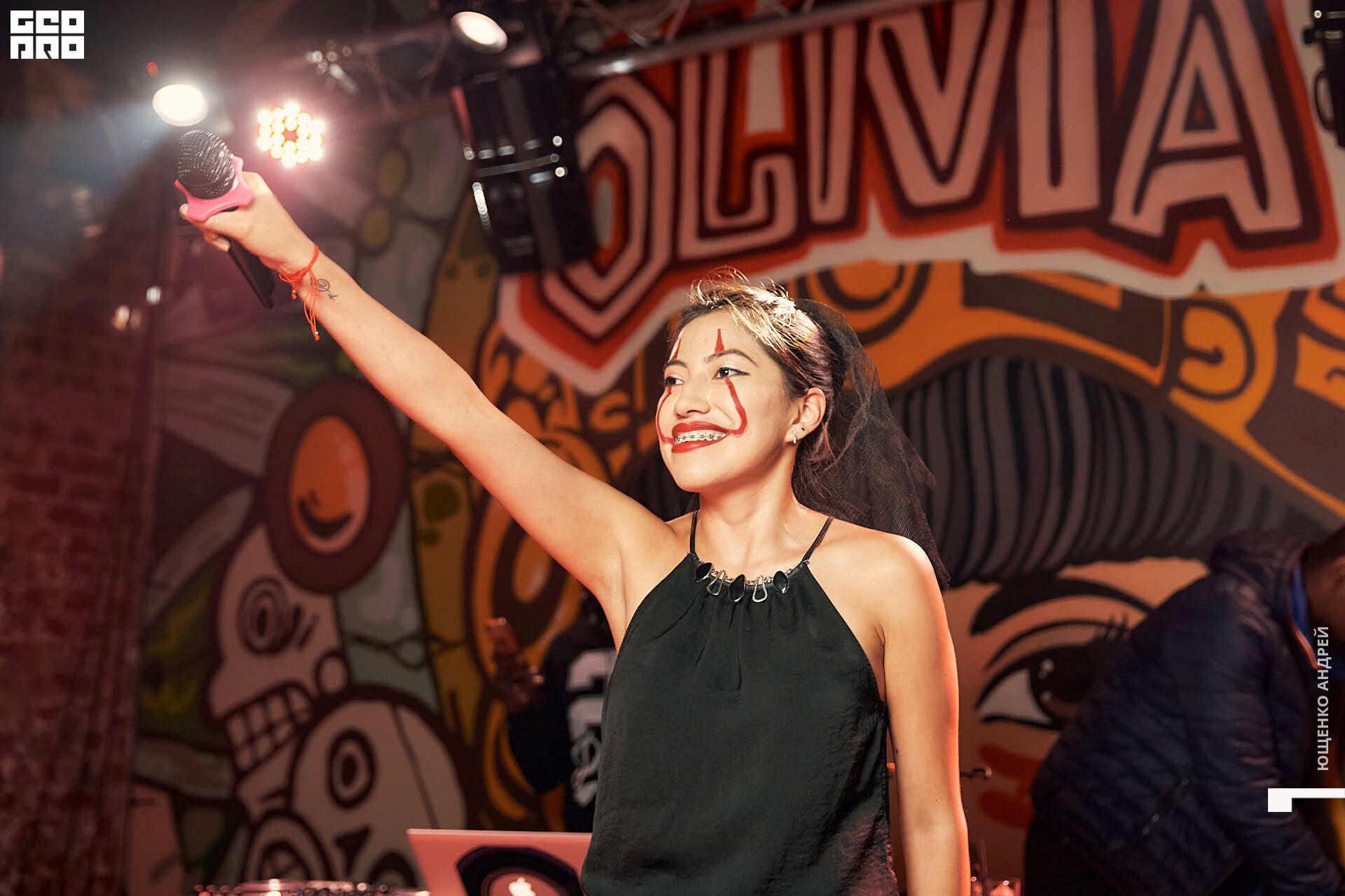 033 IMG_4195  FHD.jpg