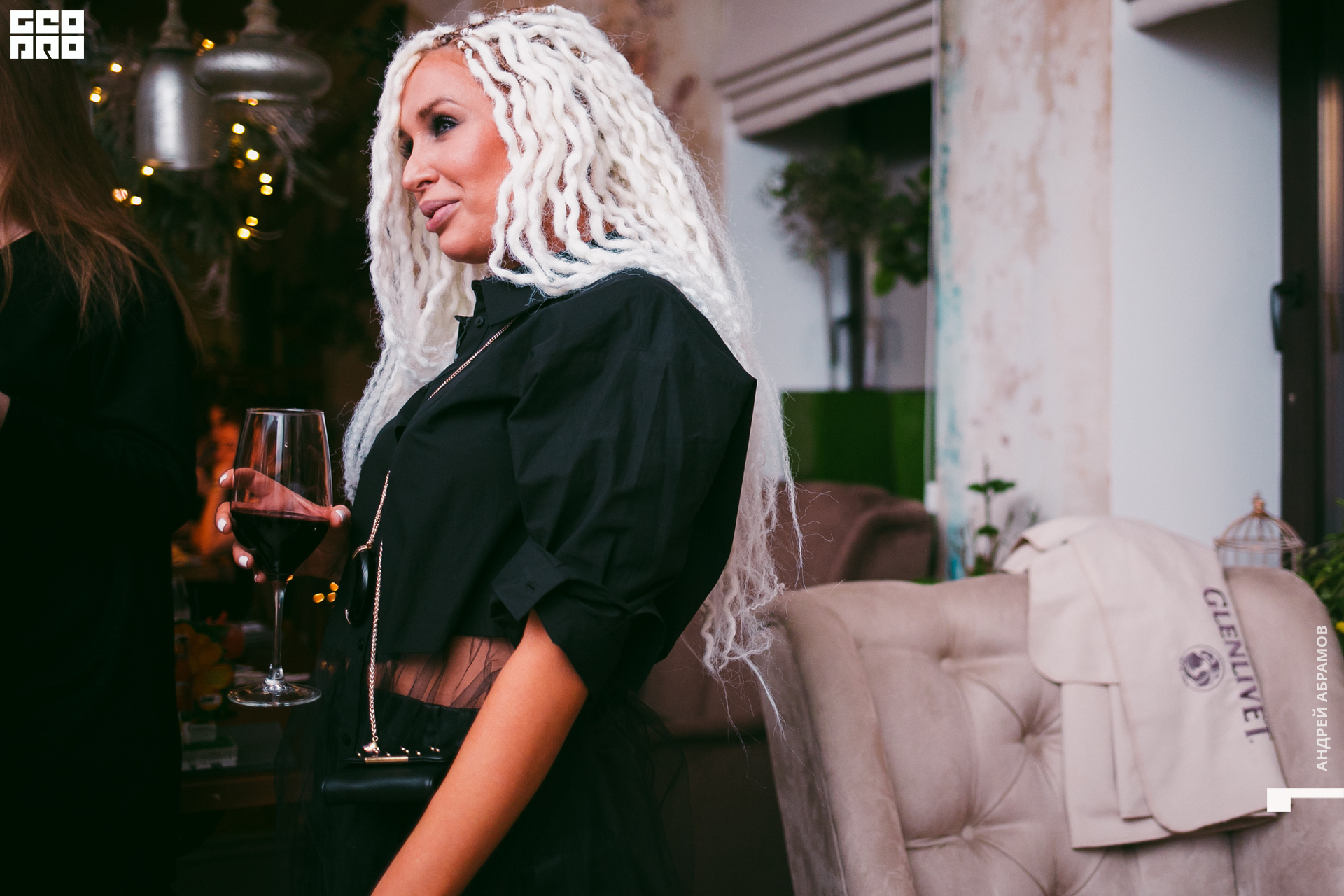 131219 Птичка и 5561 Абрамов для загрузки  0148.jpg