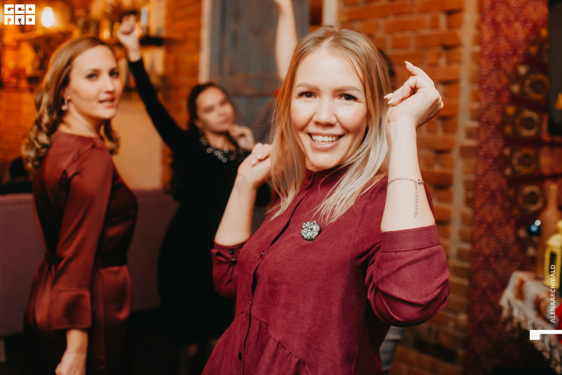 2019-12-20 20-00-13_alenaarchibald_0091.jpg