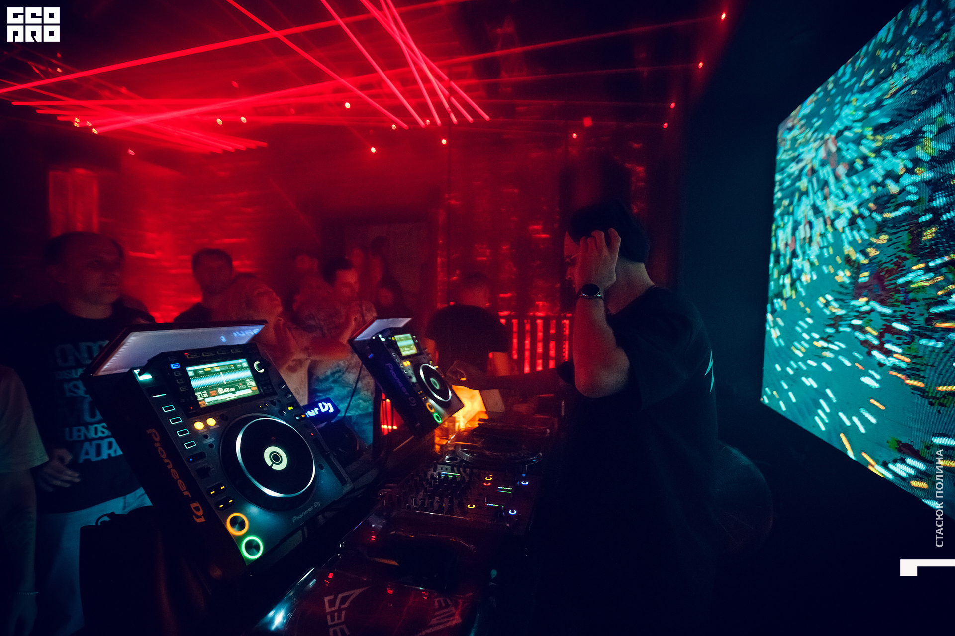 seem seem 17.10130.jpg