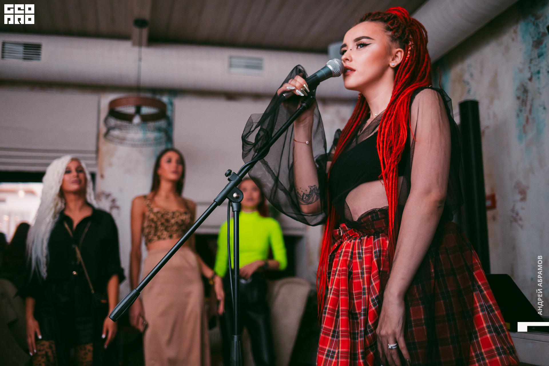 131219 Птичка и 5561 Абрамов для загрузки  0153.jpg