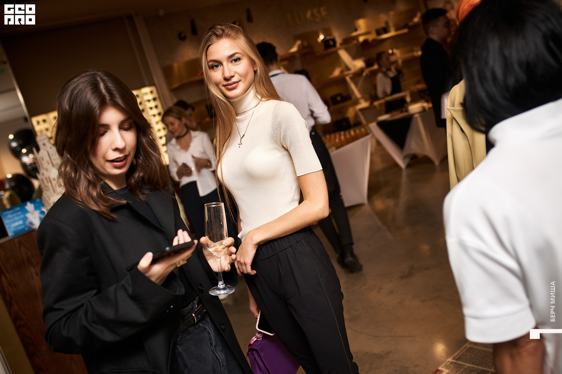 @misha.byorch 0095.jpg