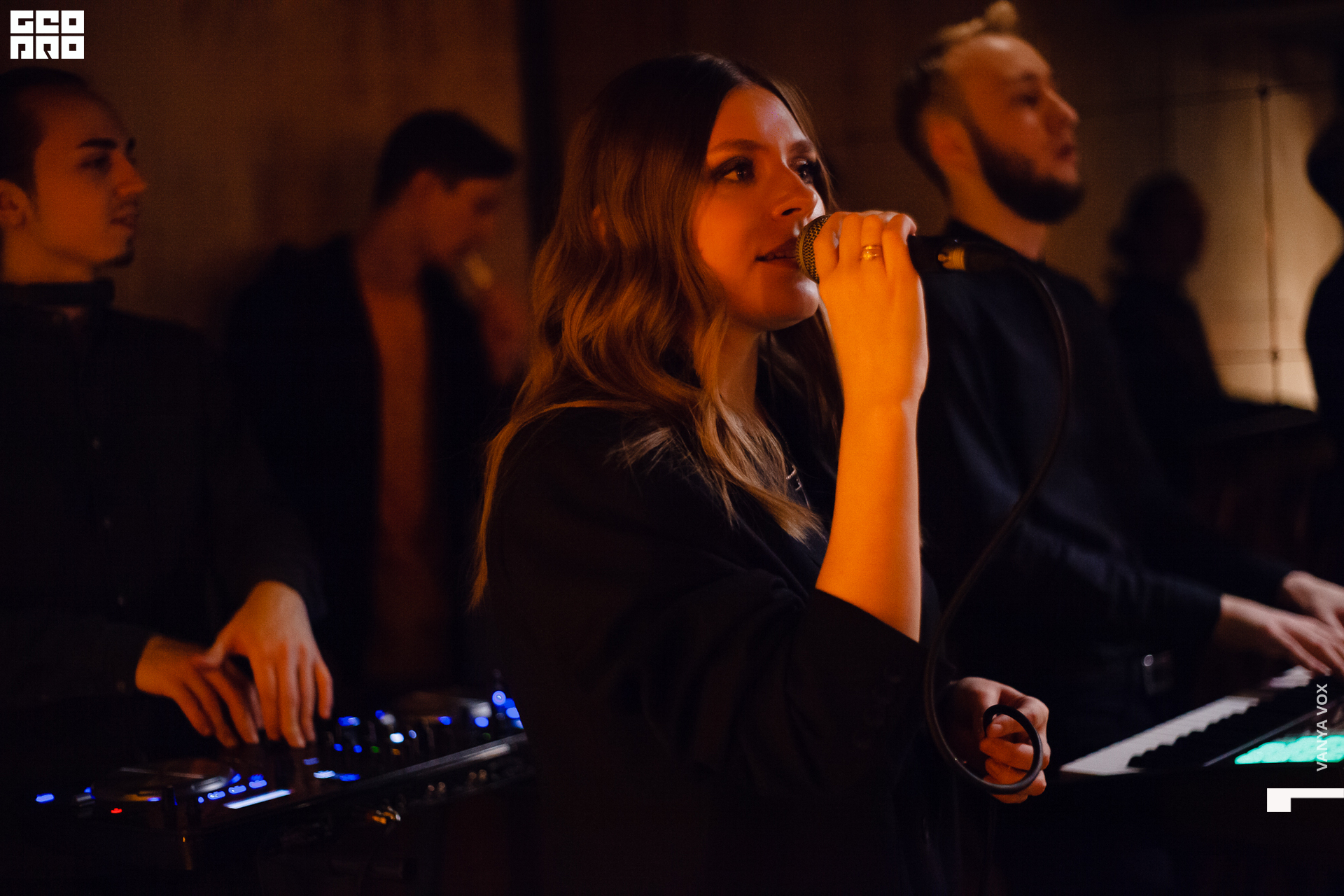 2019-12-06 20-00-00_Вокс_0089.jpg