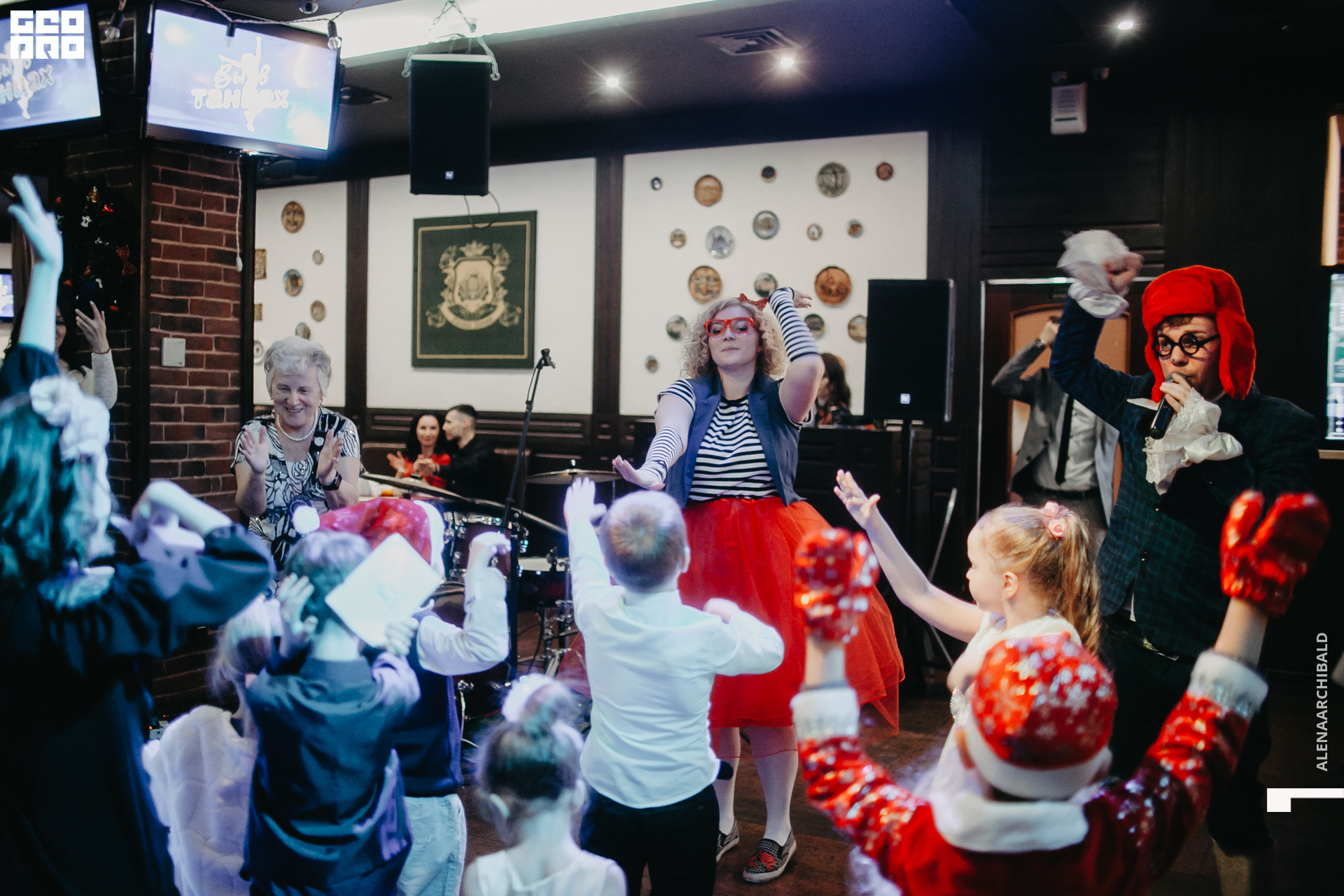 2019-12-31 21-30-25_alenaarchibald_0168.jpg