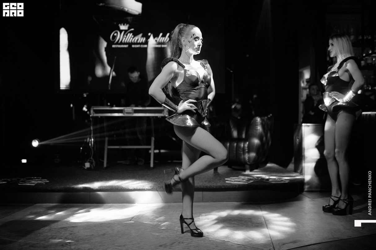 Diamonds show 17