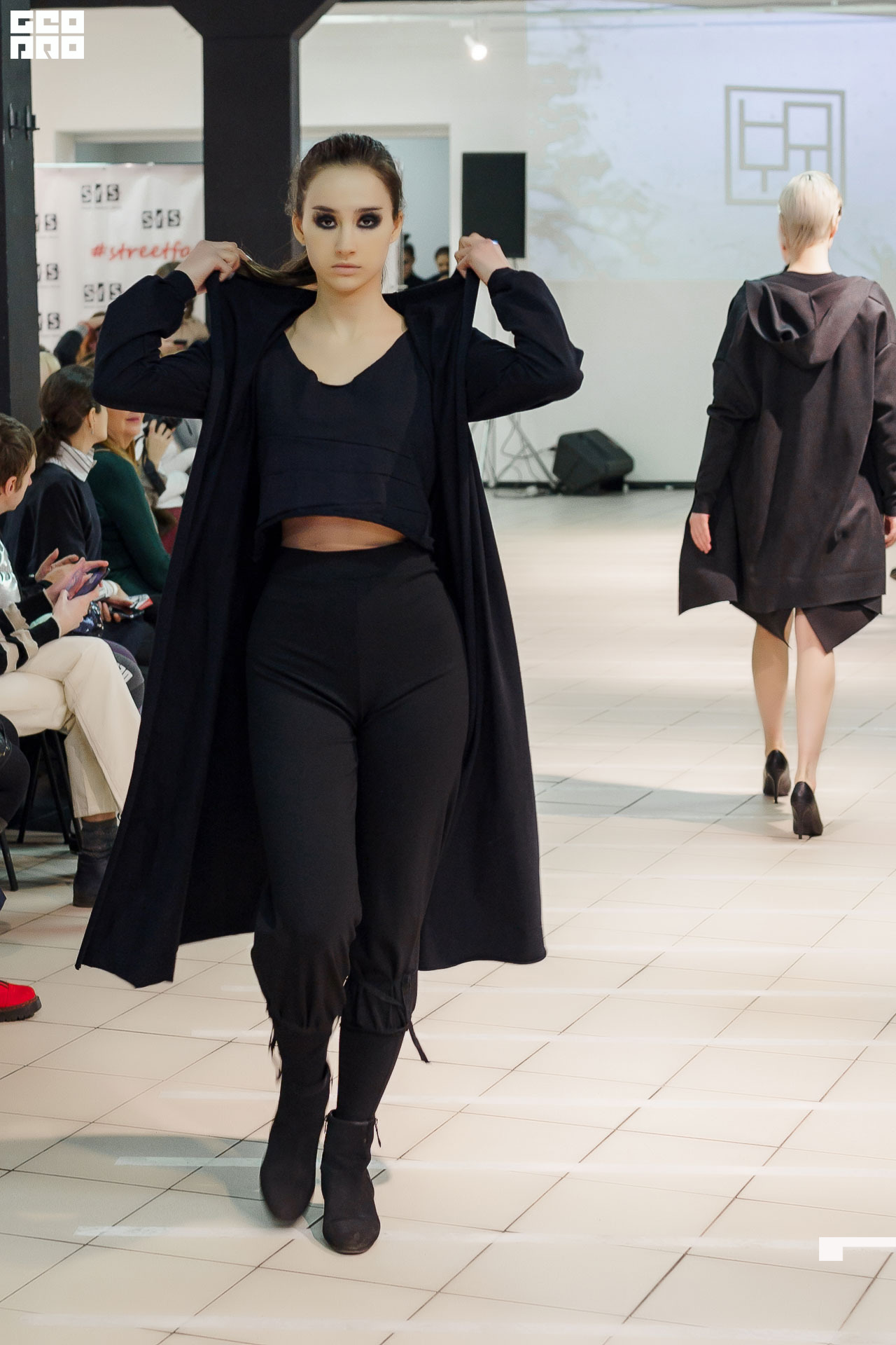 01.02.20_StreetFashionShow АртМуза_0295.JPG