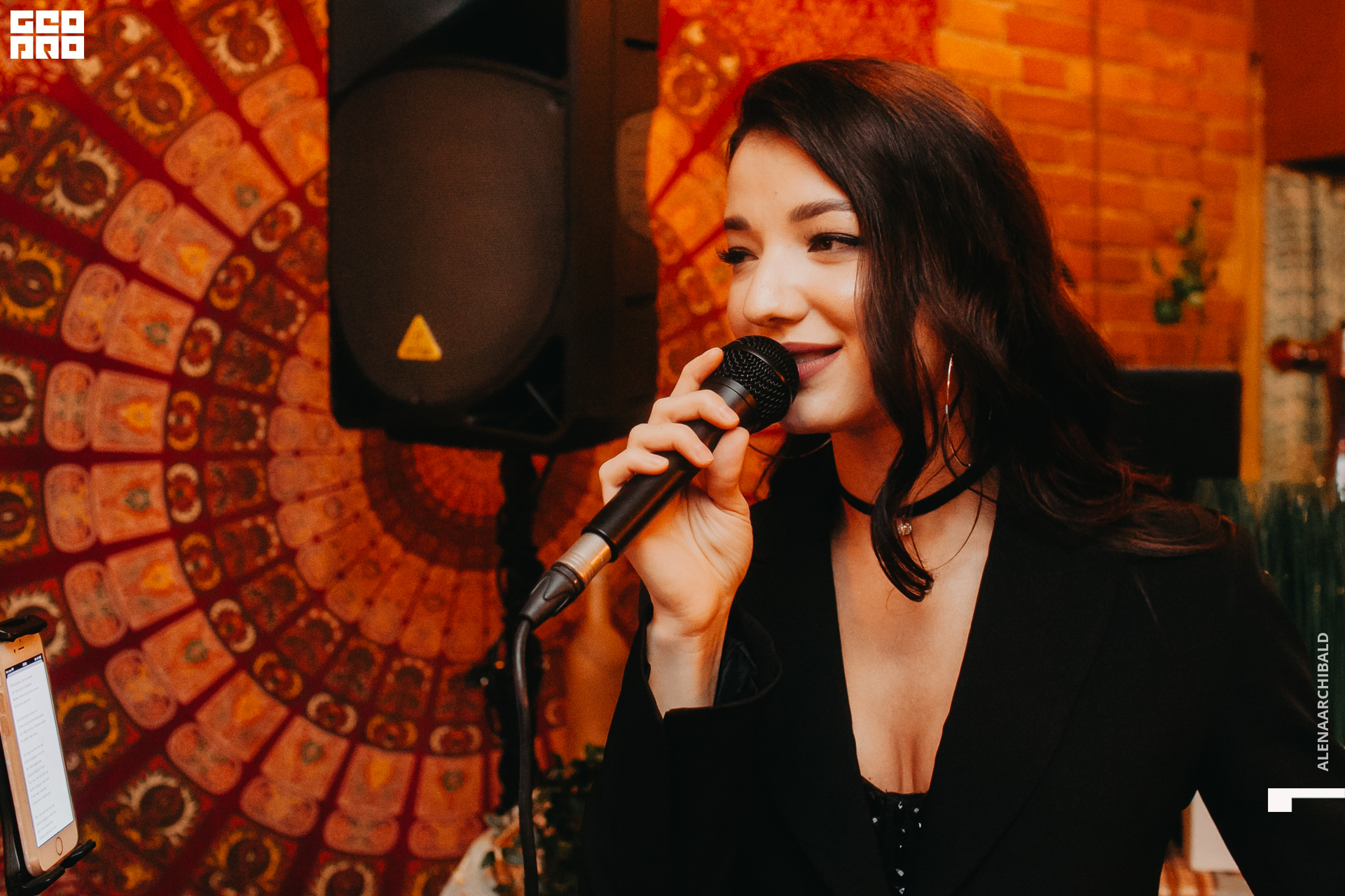 2019-11-22 20-00-21_alenaarchibald_0013.jpg