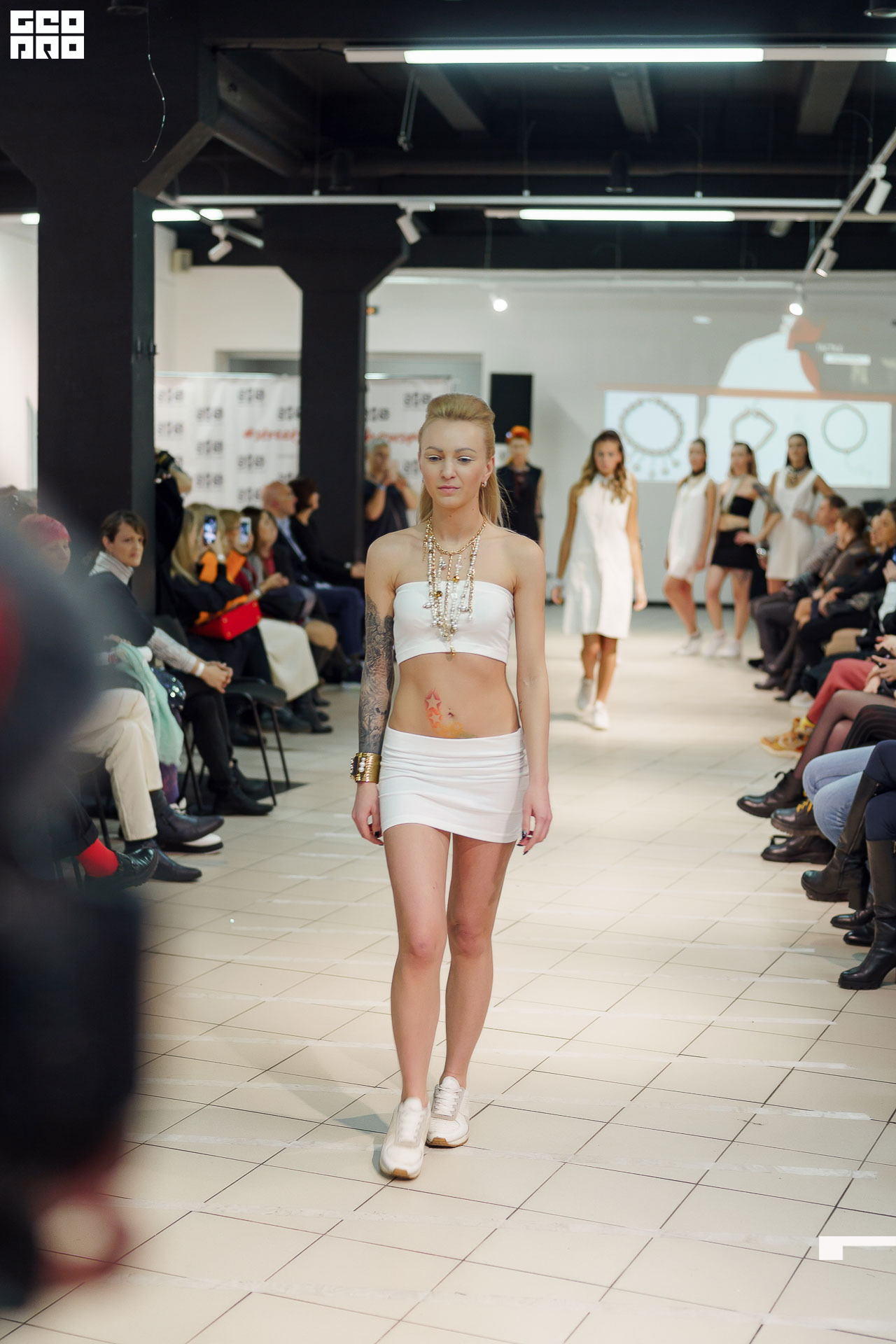 01.02.20_StreetFashionShow АртМуза_0877.JPG