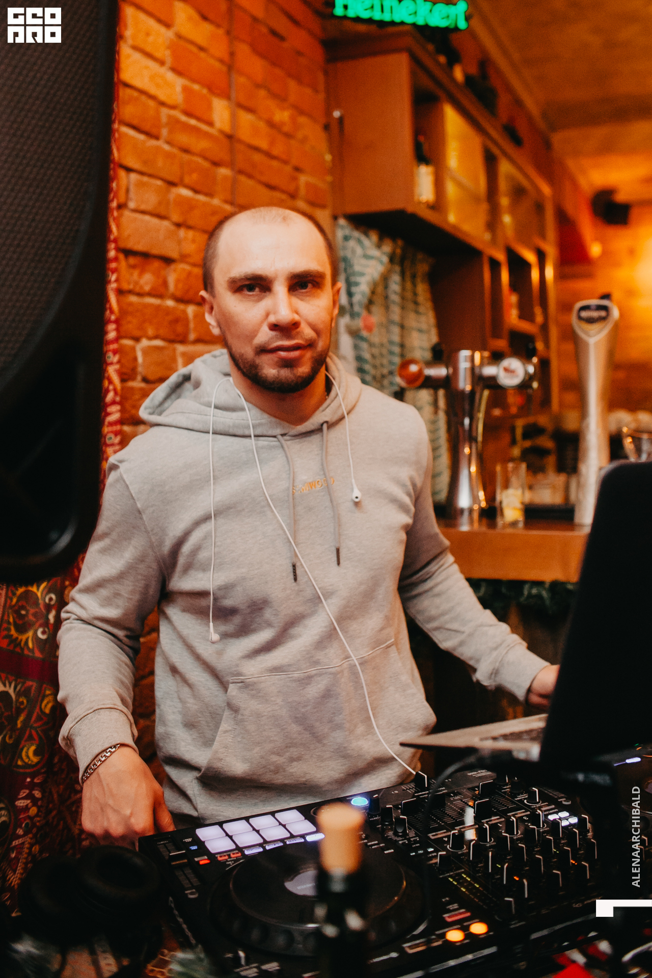 2019-12-20 20-00-13_alenaarchibald_0043.jpg