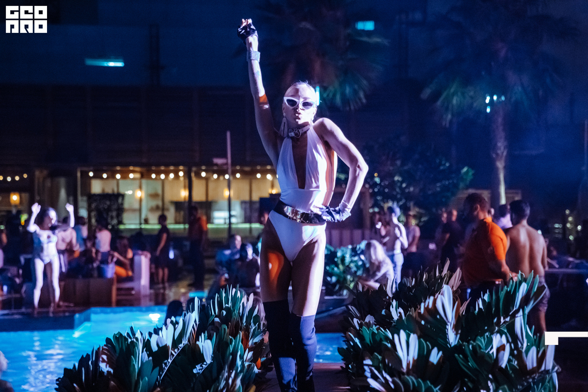 Vogue Azure Beach Rixos 12