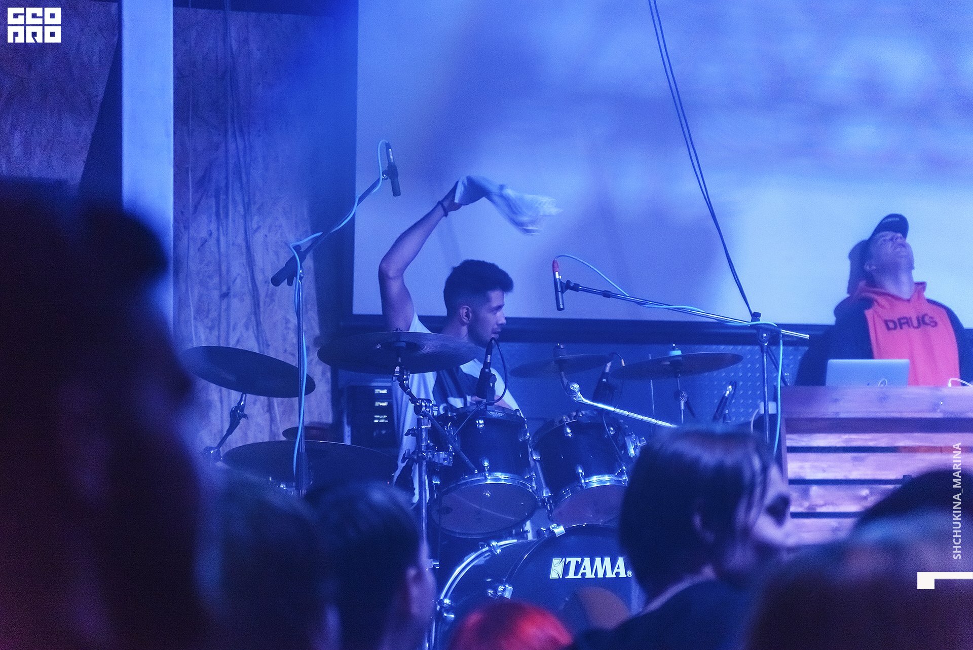 16.10.2019 неон-108.jpg