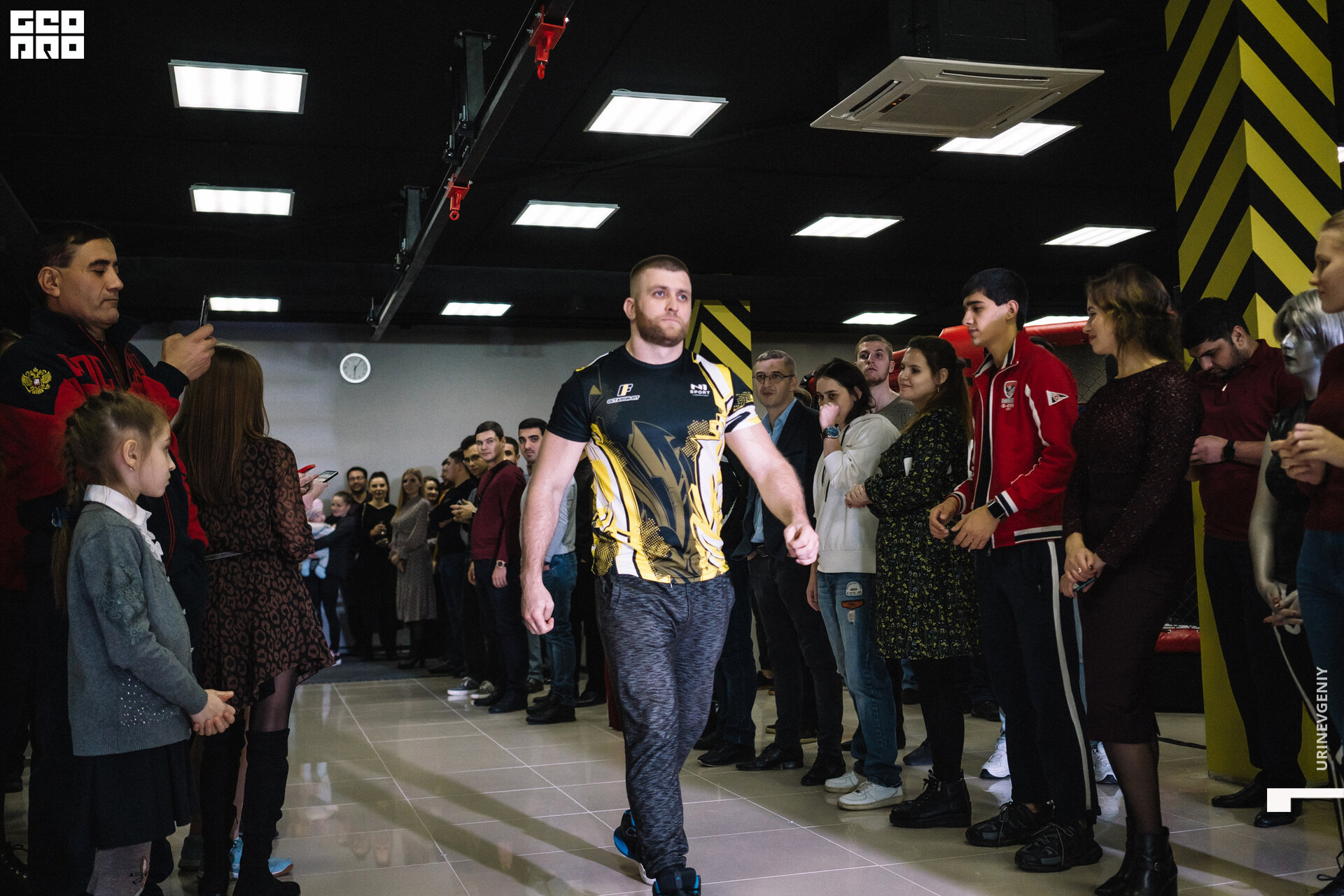 29.11. octagon fit (55).jpg