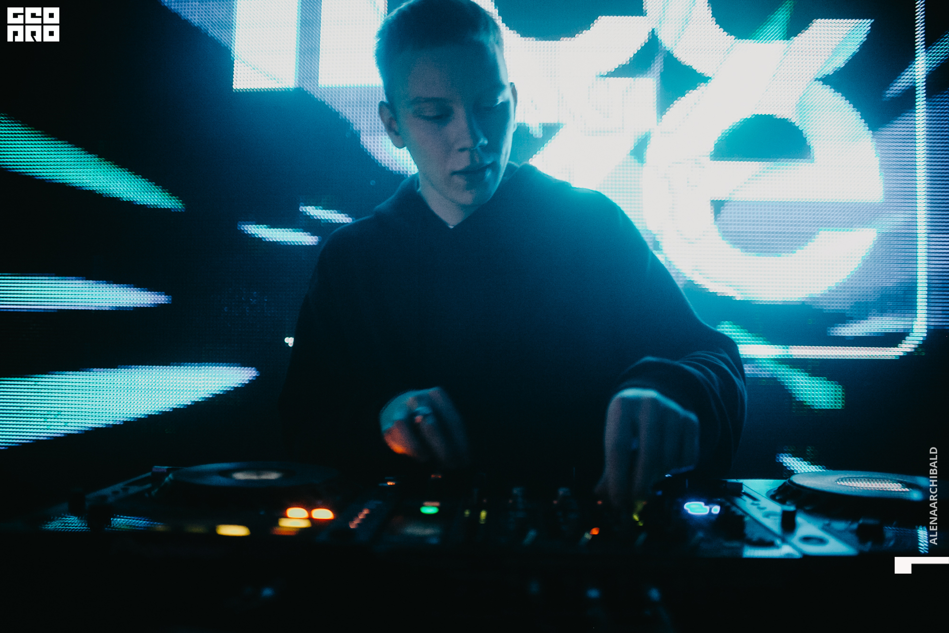 2019-10-12 00-30-27_alenaarchibald_0039.jpg