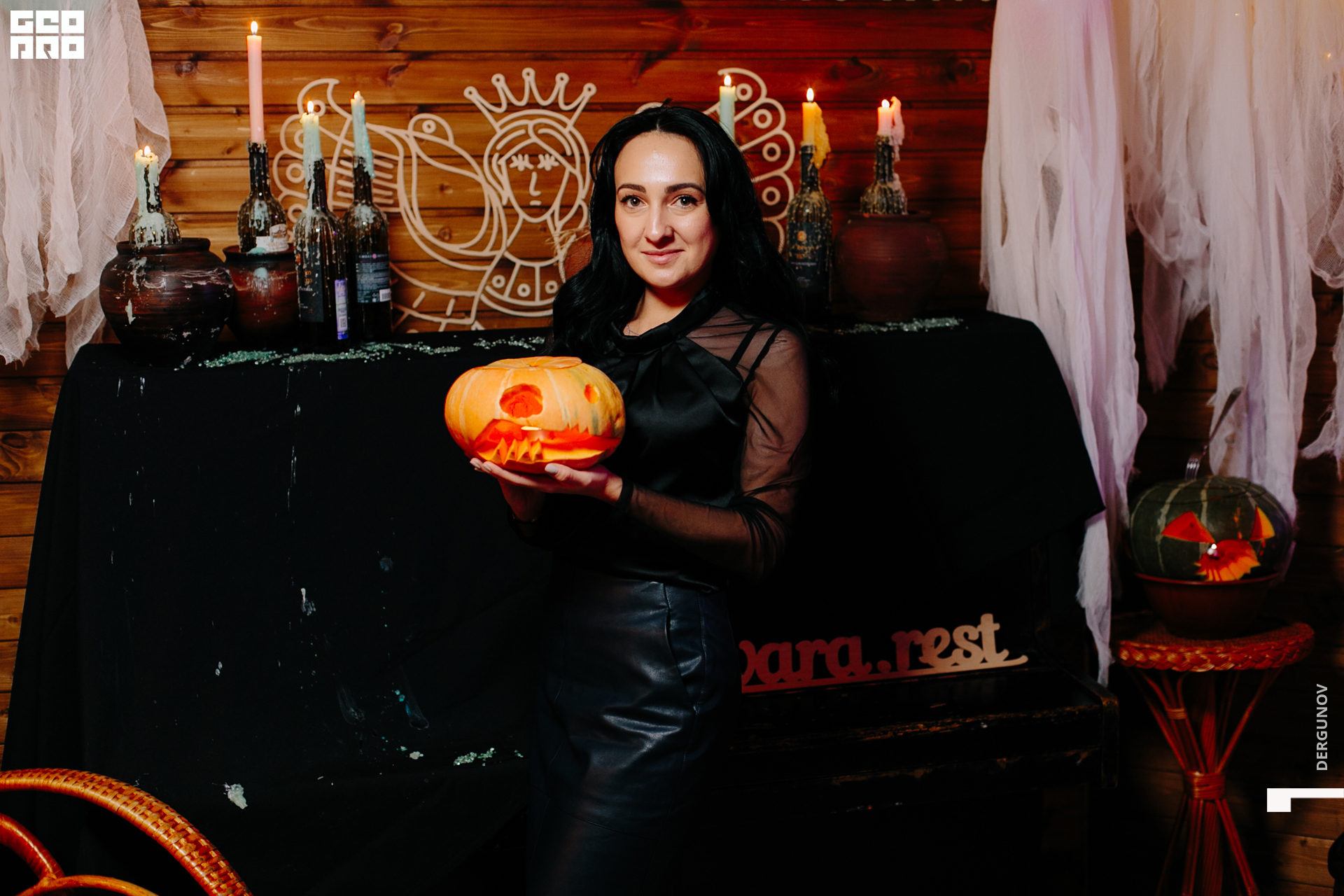 2020-10-31 19-53-31IMG_9590.jpg