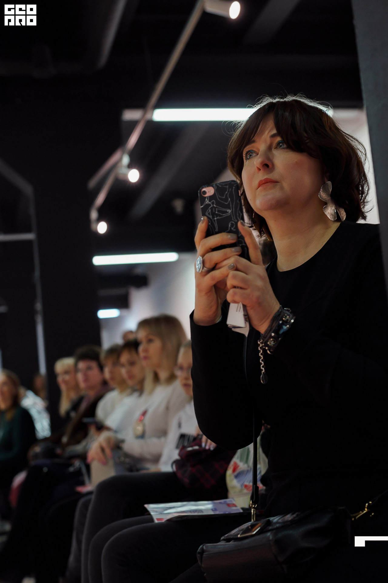 01.02.20_StreetFashionShow АртМуза_0012.JPG