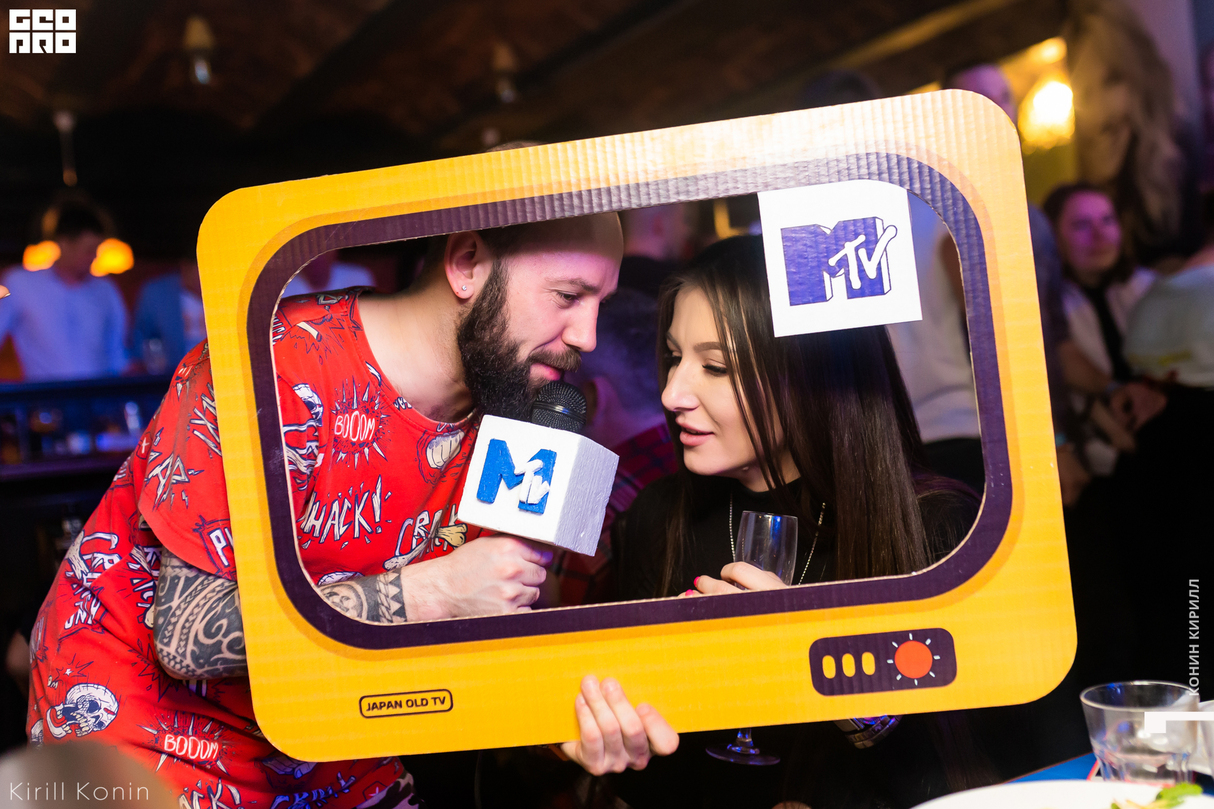 Pepsi, Пейджер, MTV 14