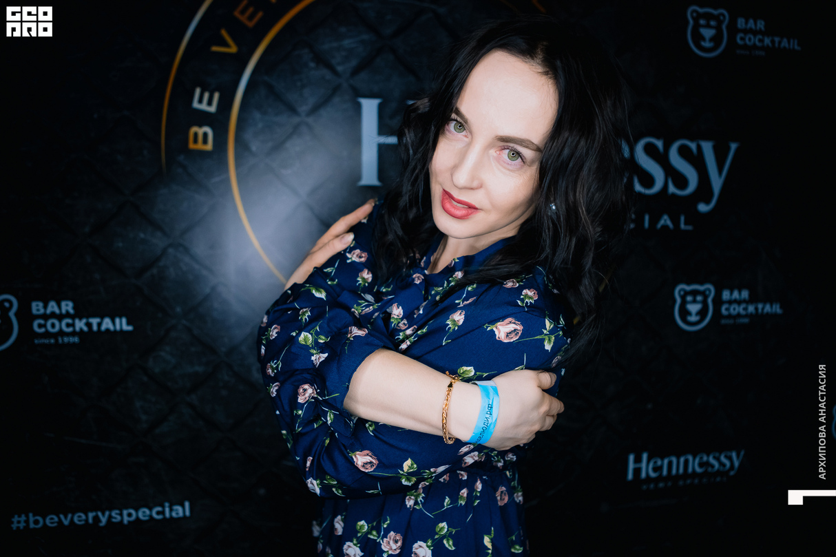 Бар Коктейль - Very Long Night by Hennessy, Gorje Hewek, Deek That, Mindo, Ozovsky 24