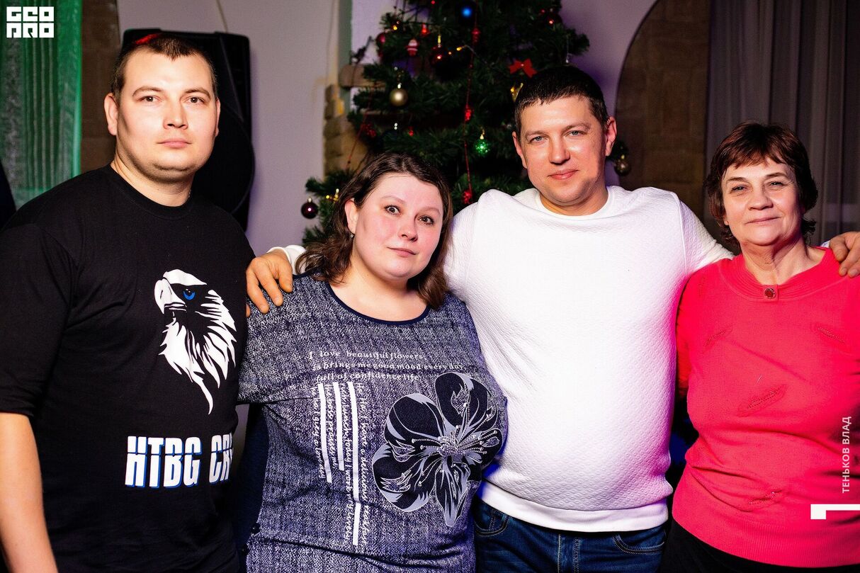 Новогодний корпоратив в кафе Арагац 18