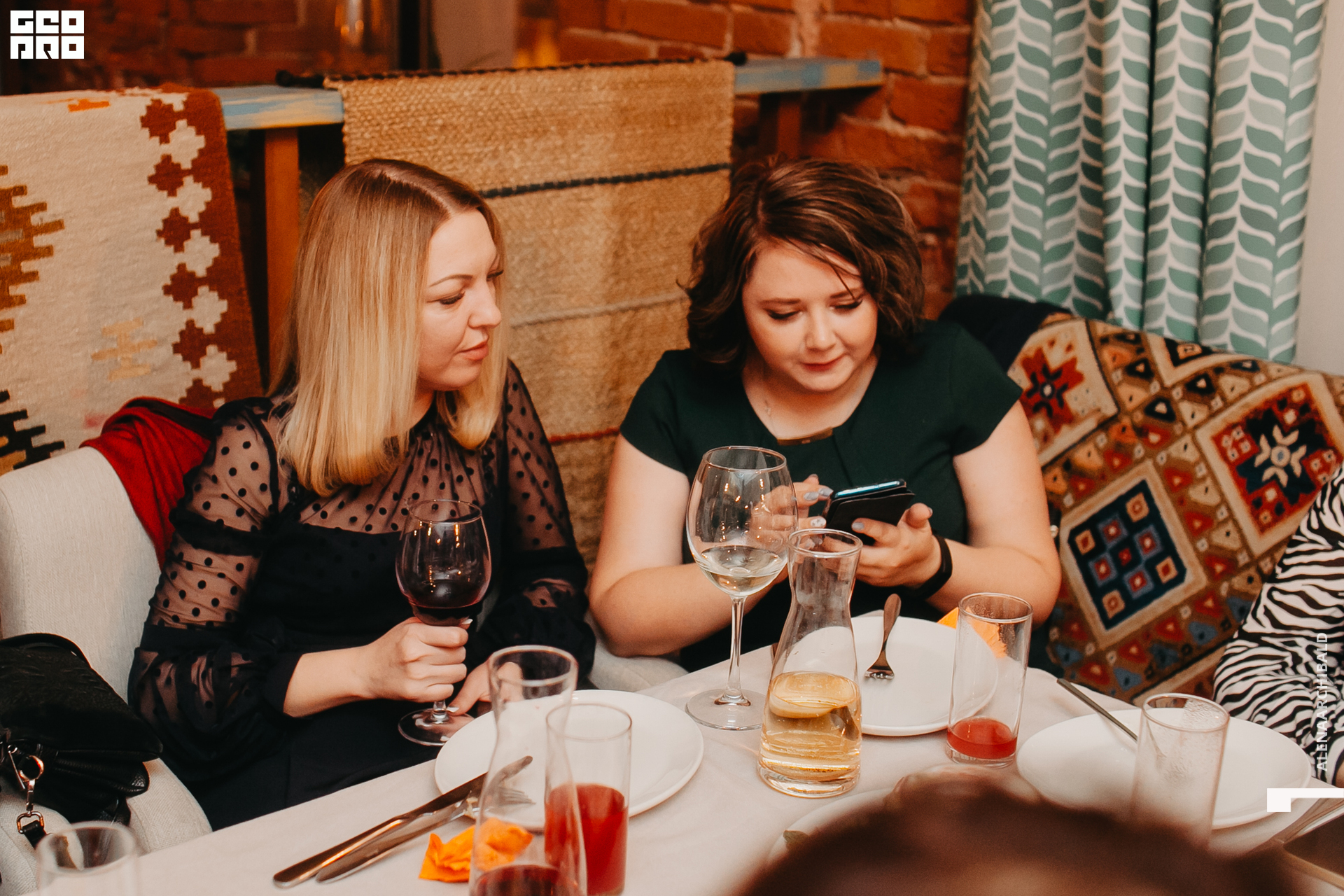 2019-12-20 20-00-13_alenaarchibald_0054.jpg