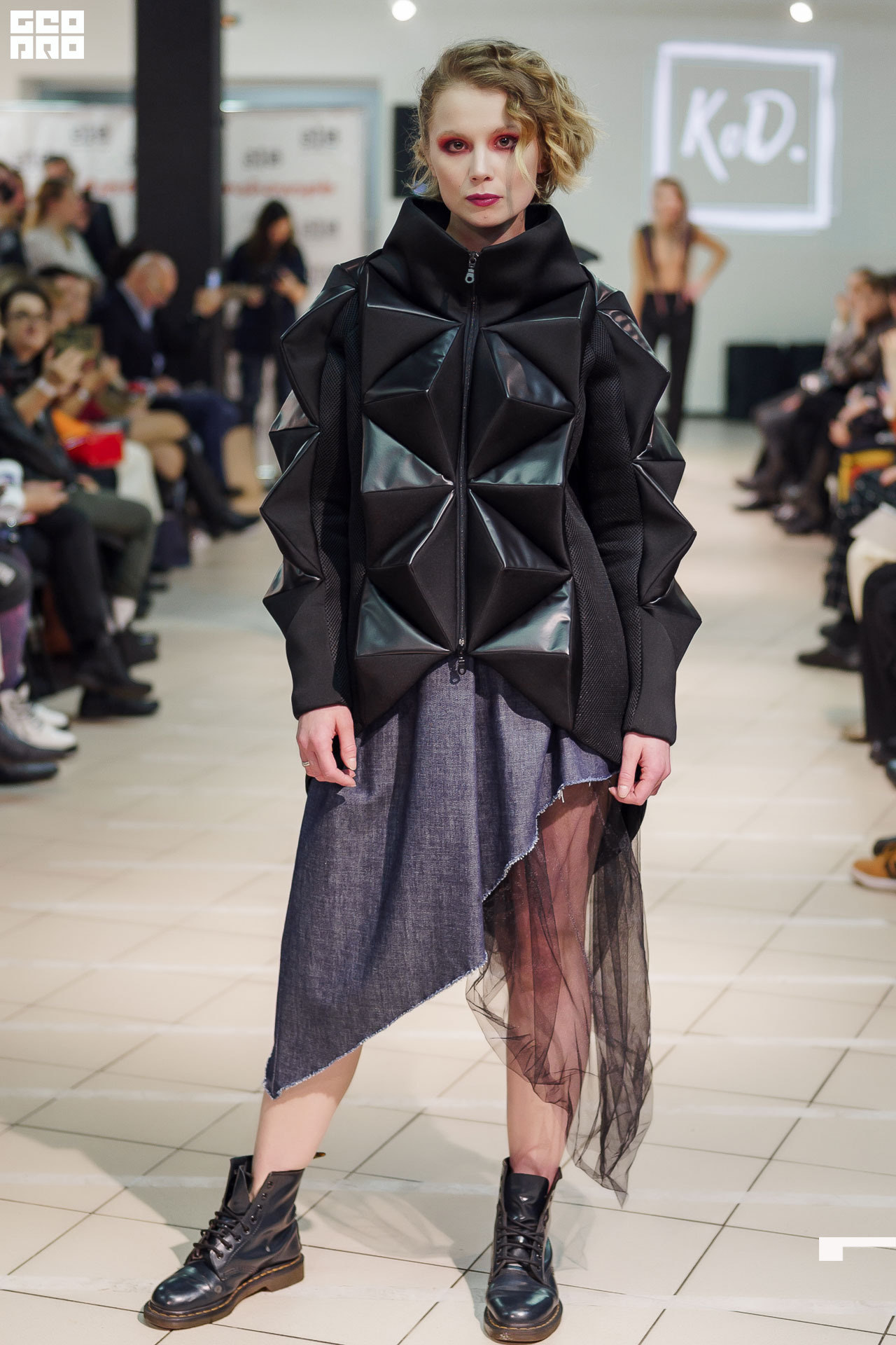 01.02.20_StreetFashionShow АртМуза_0652.JPG