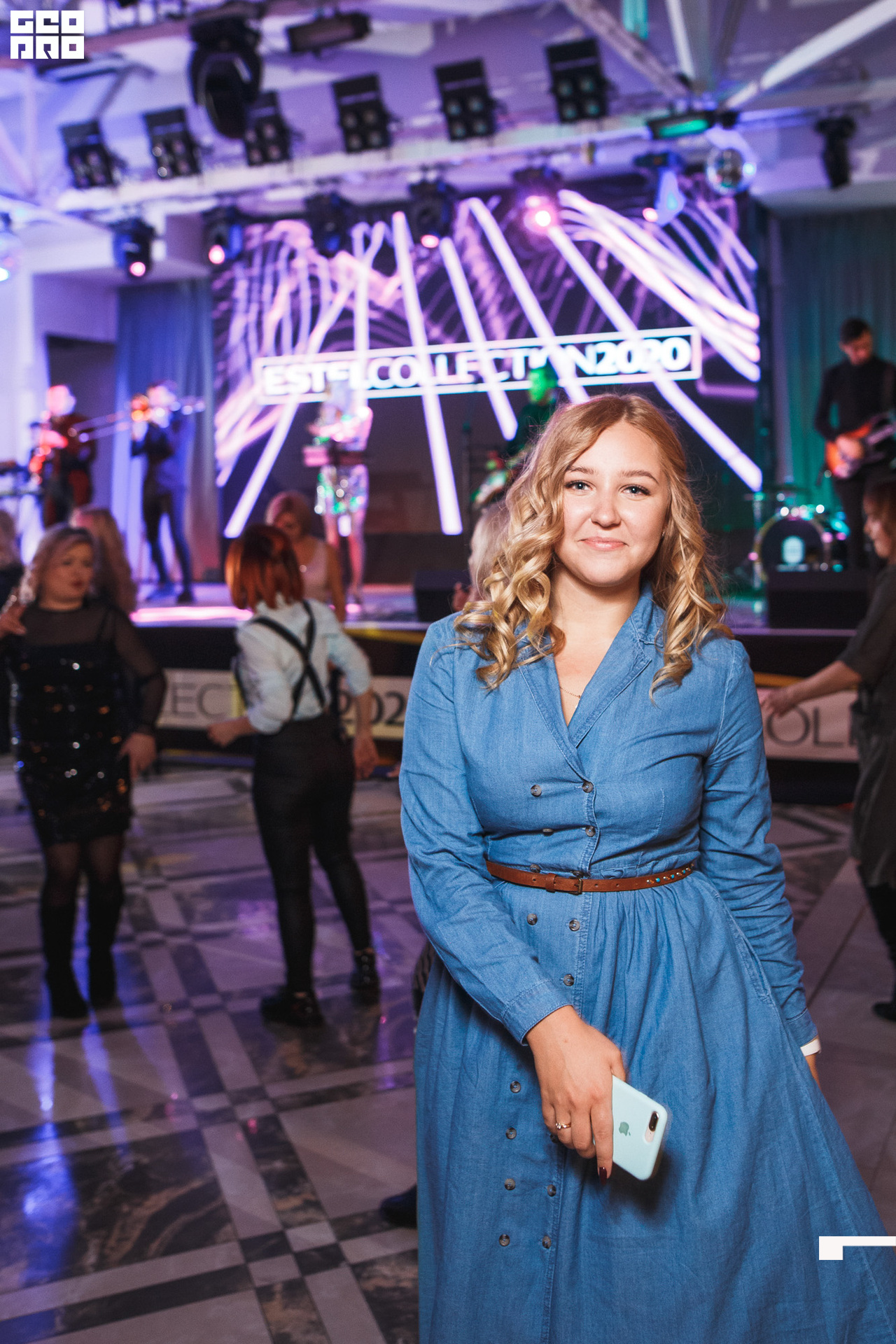 424 191203_210041_uri_0424.jpg