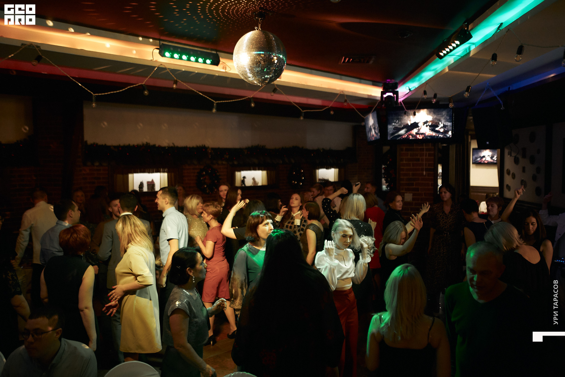 075 191228_215121_uri_0075.jpg