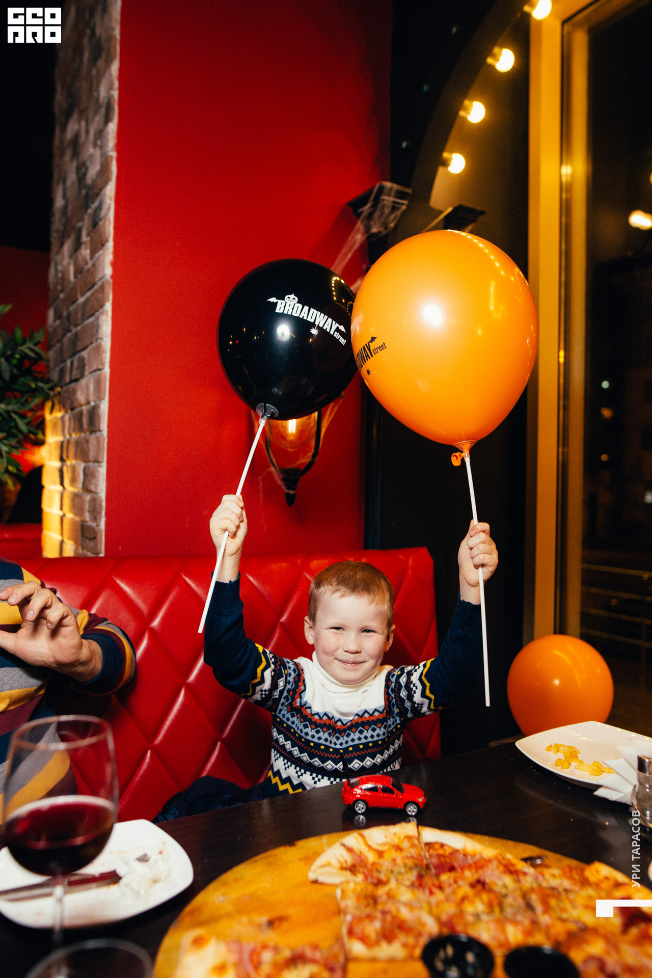 056 191026_194802_uri_0056.jpg