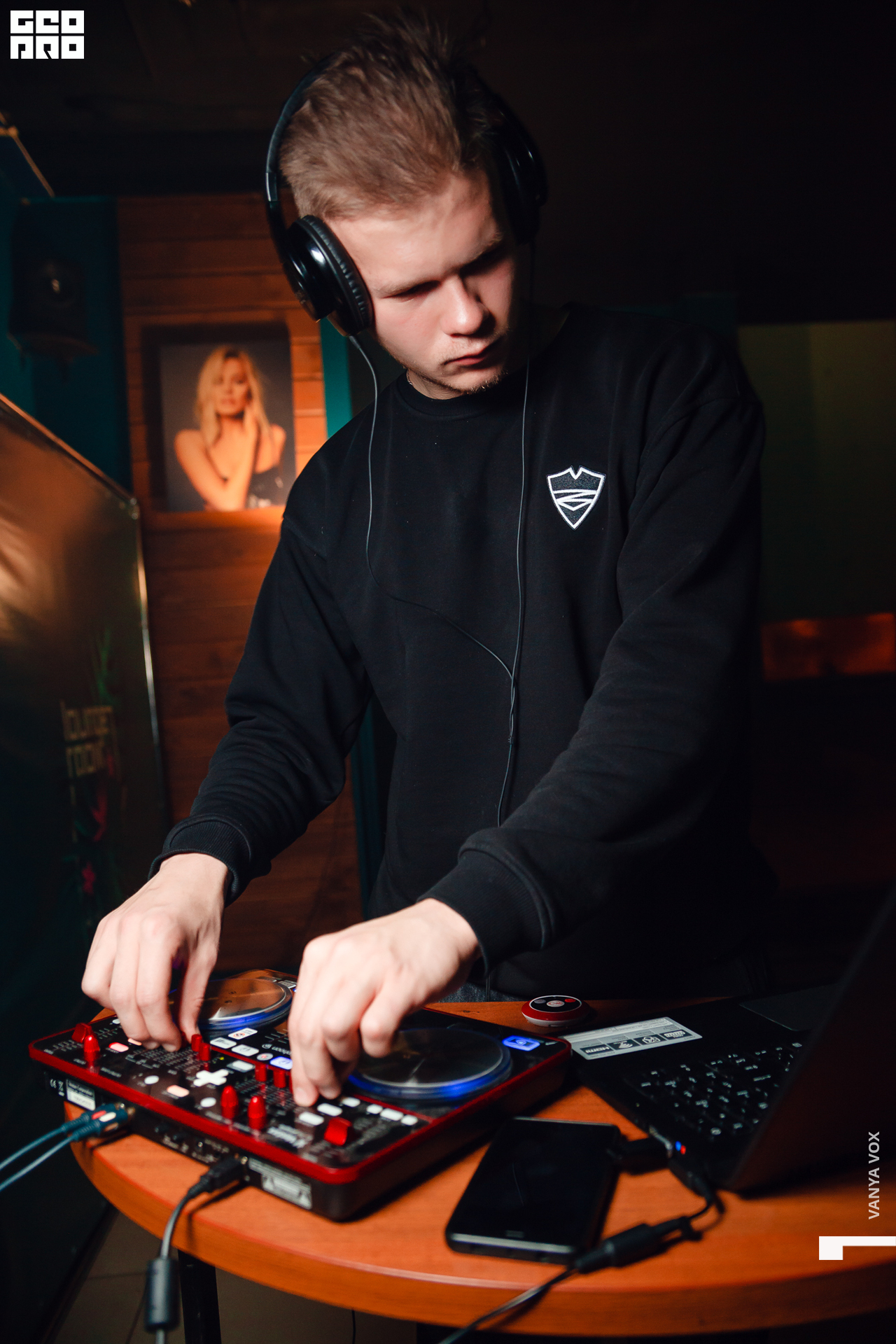 2019-11-29 22-00-00_Вокс_0012.jpg