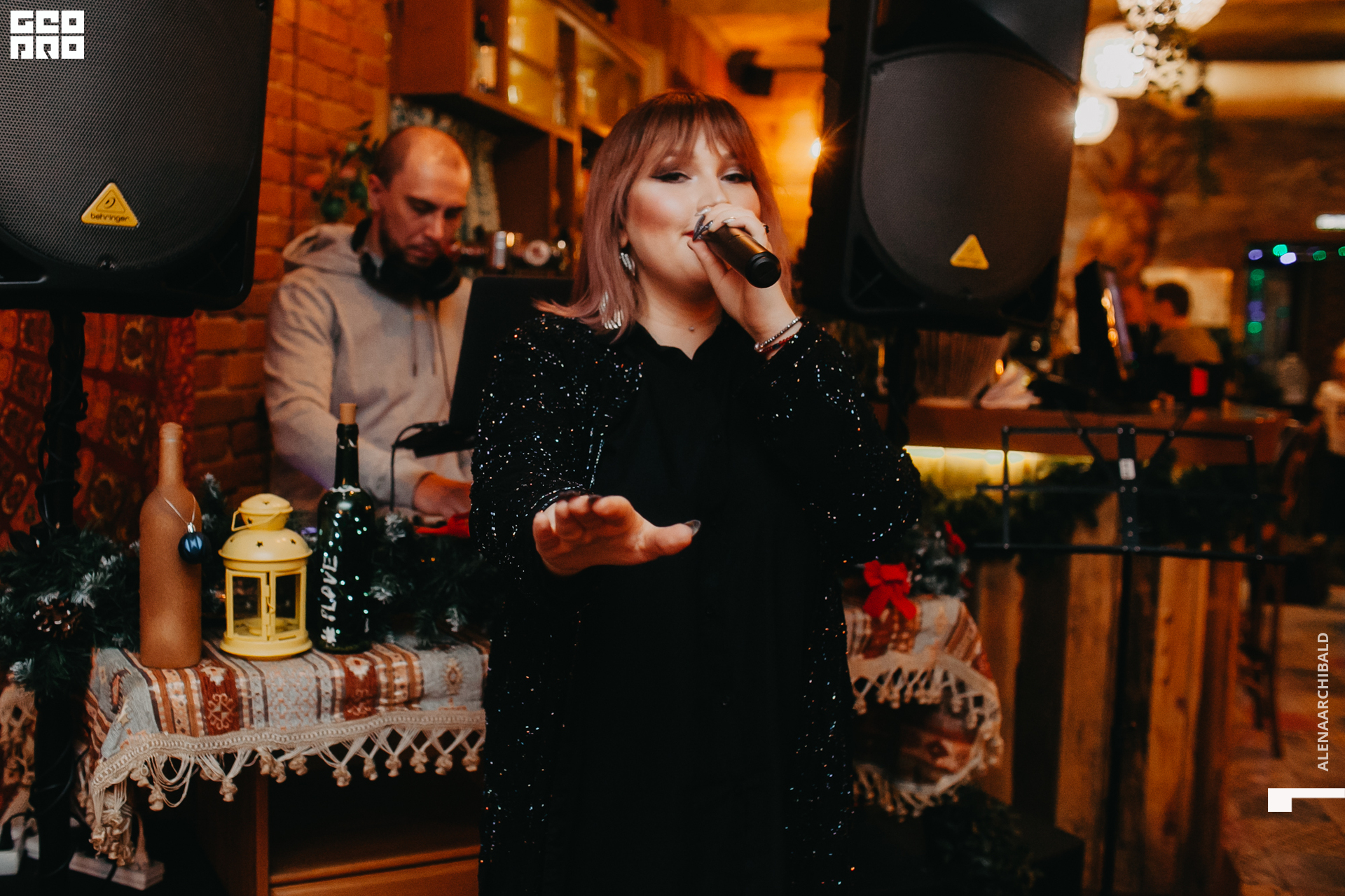 2019-12-20 20-00-13_alenaarchibald_0026.jpg