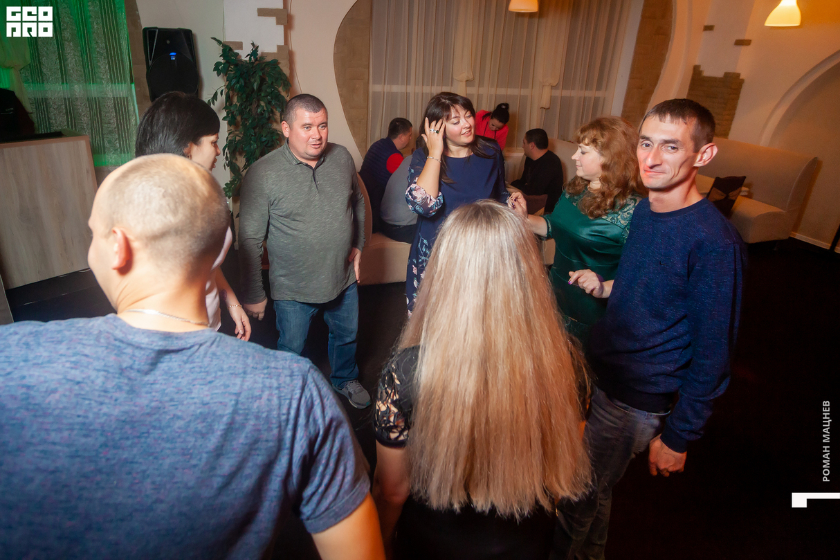Суббота в кафе "Арагац" 23