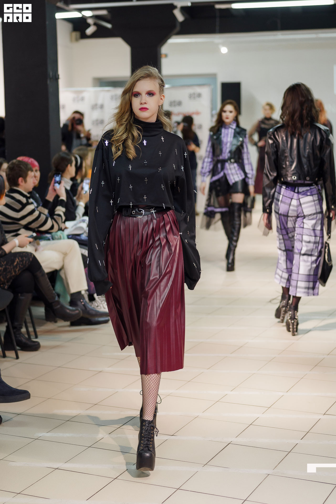 01.02.20_StreetFashionShow АртМуза_0500.JPG