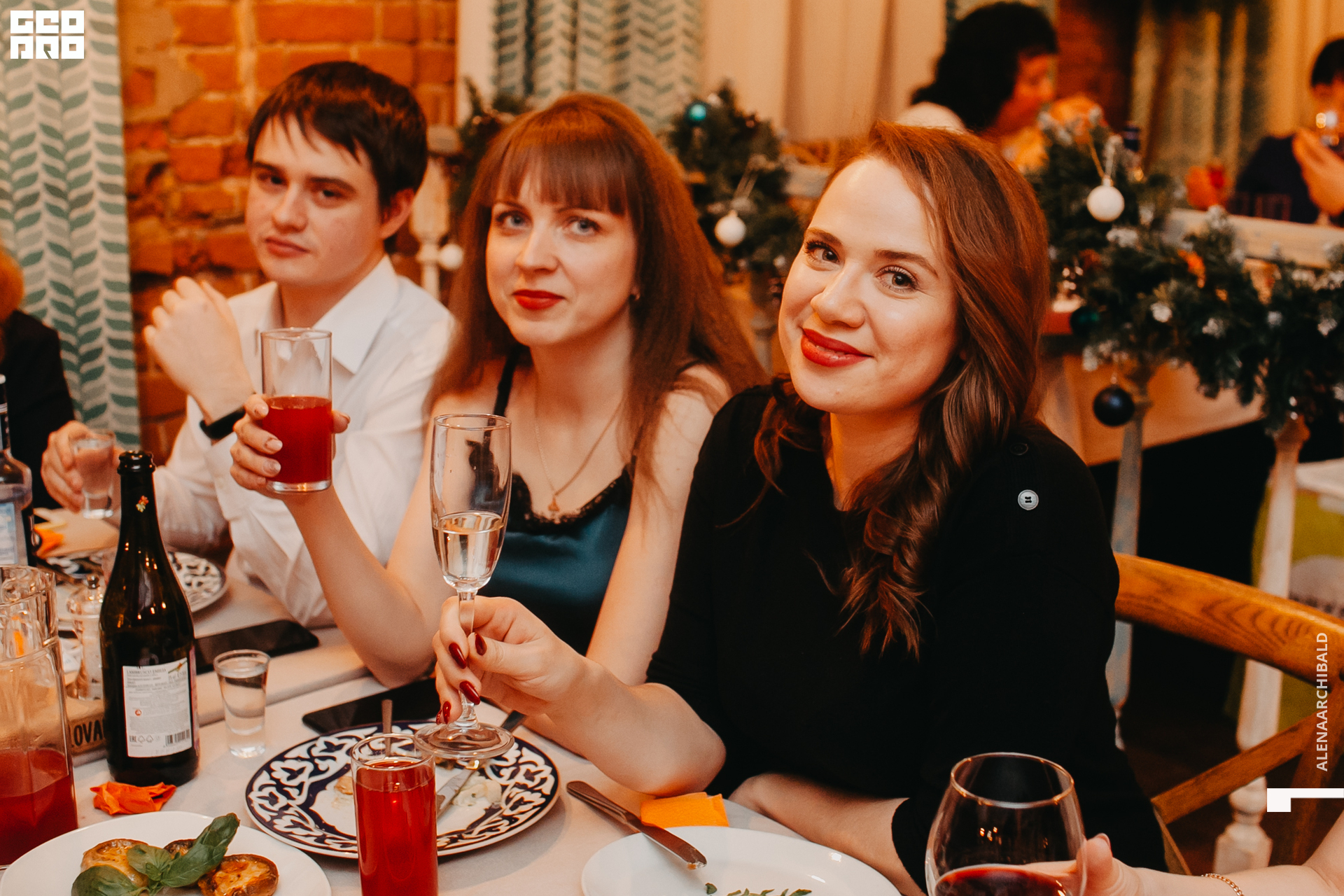 2019-12-20 20-00-13_alenaarchibald_0030.jpg