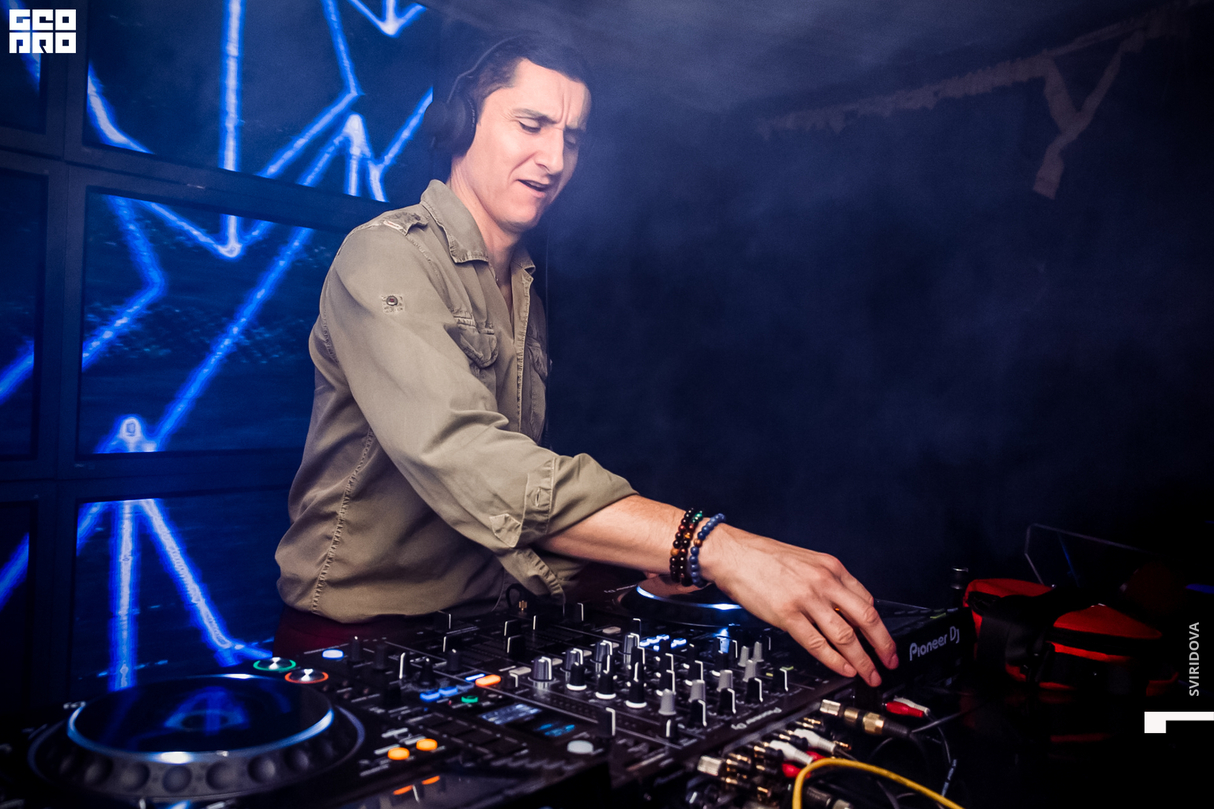 Outopia Friday Party at One Club Prague 9