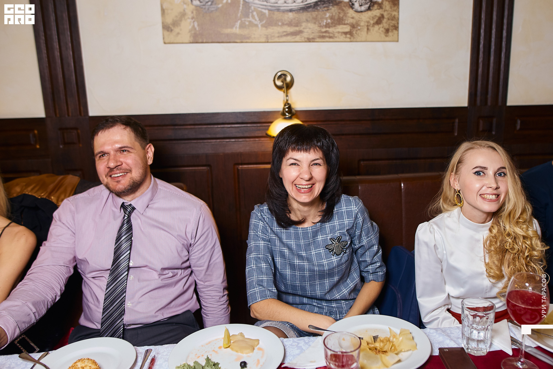 060 191228_205645_uri_0060.jpg