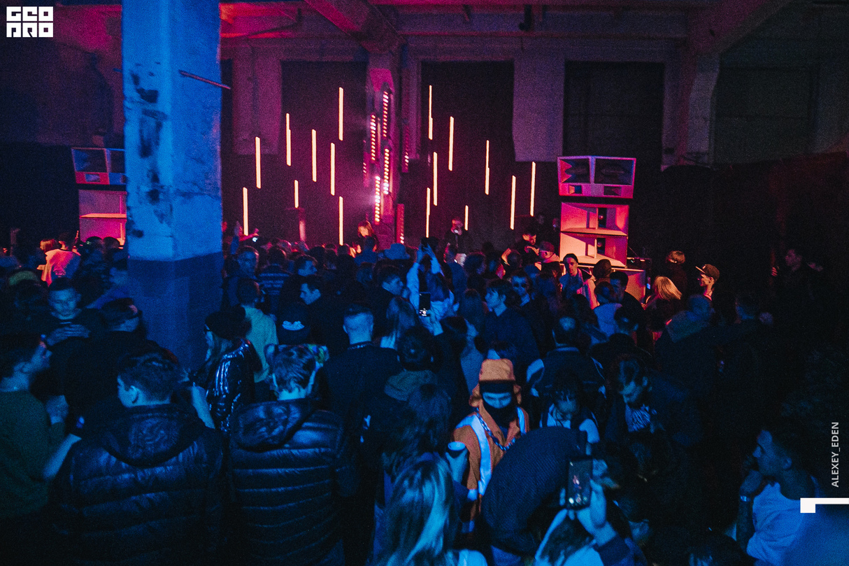 «X62 / ZIP LOFT». «m_division showcase X years» 26