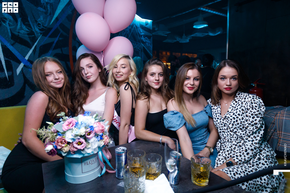 Non-Stop Party at TO-TO Restaurant and Lounge 9