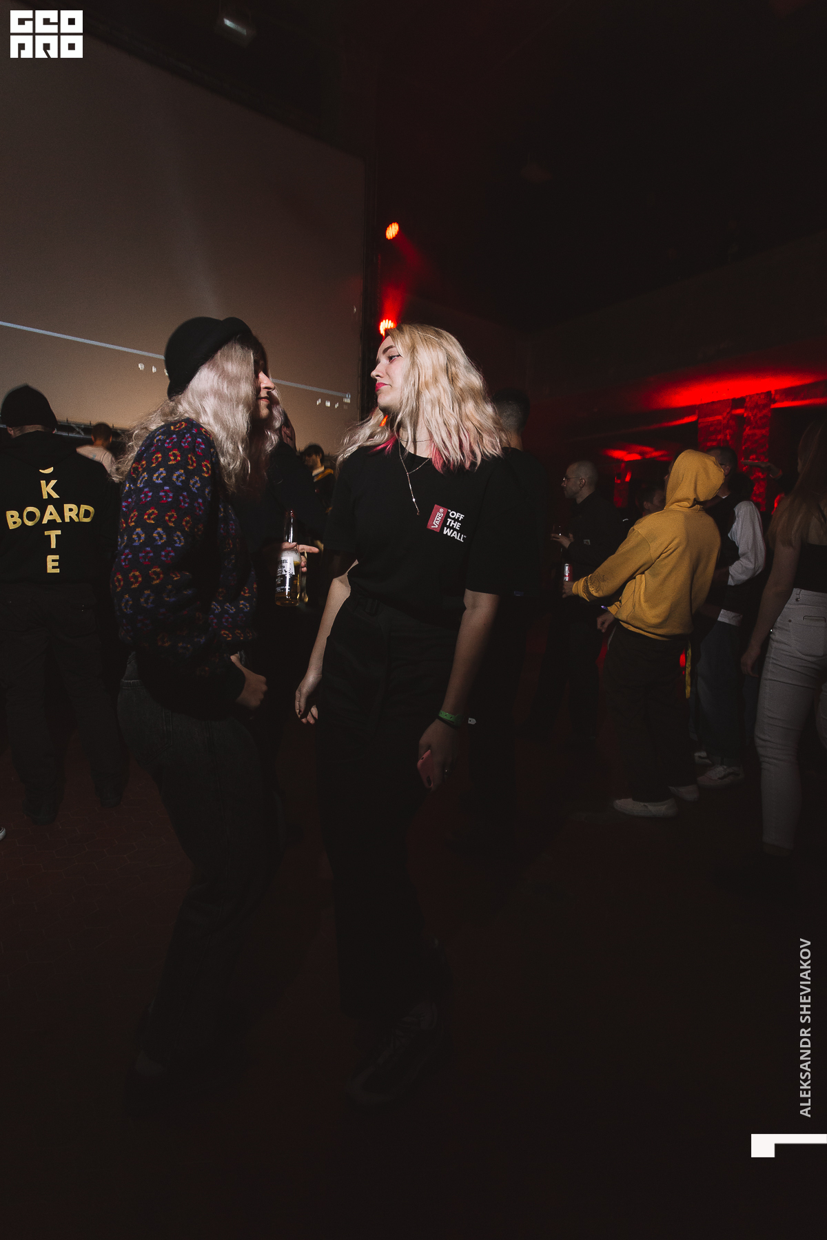 0130-12.10.19_SkateAfterparty.jpg