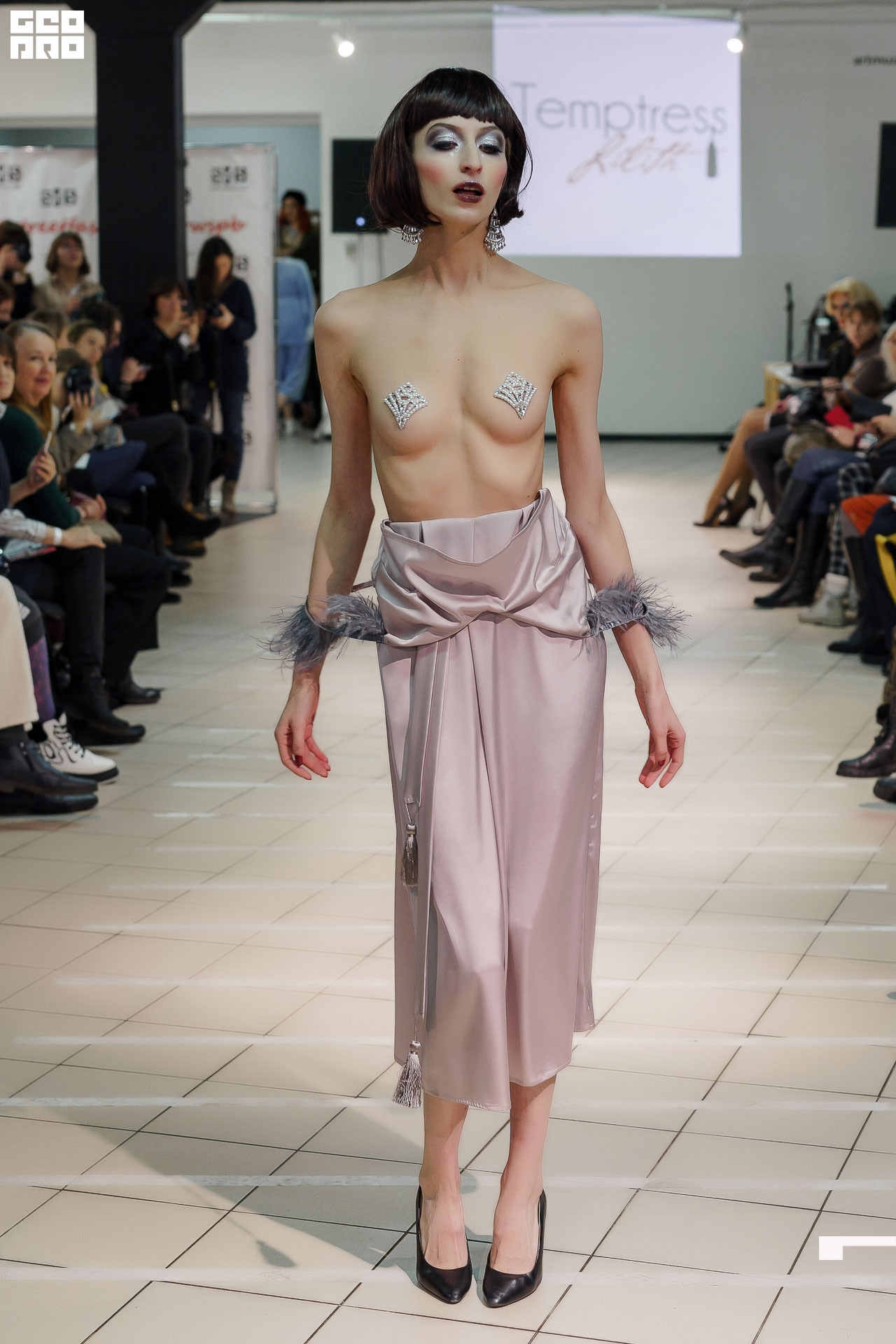 01.02.20_StreetFashionShow АртМуза_0093.JPG