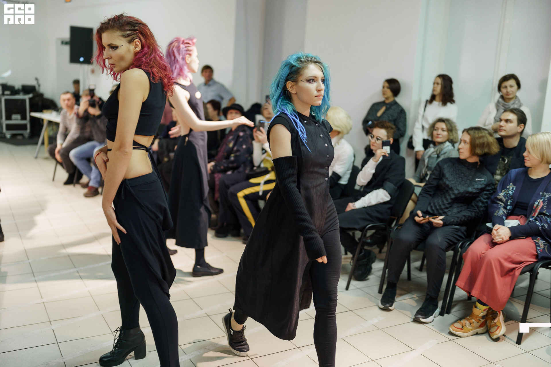 01.02.20_StreetFashionShow АртМуза_0966.JPG