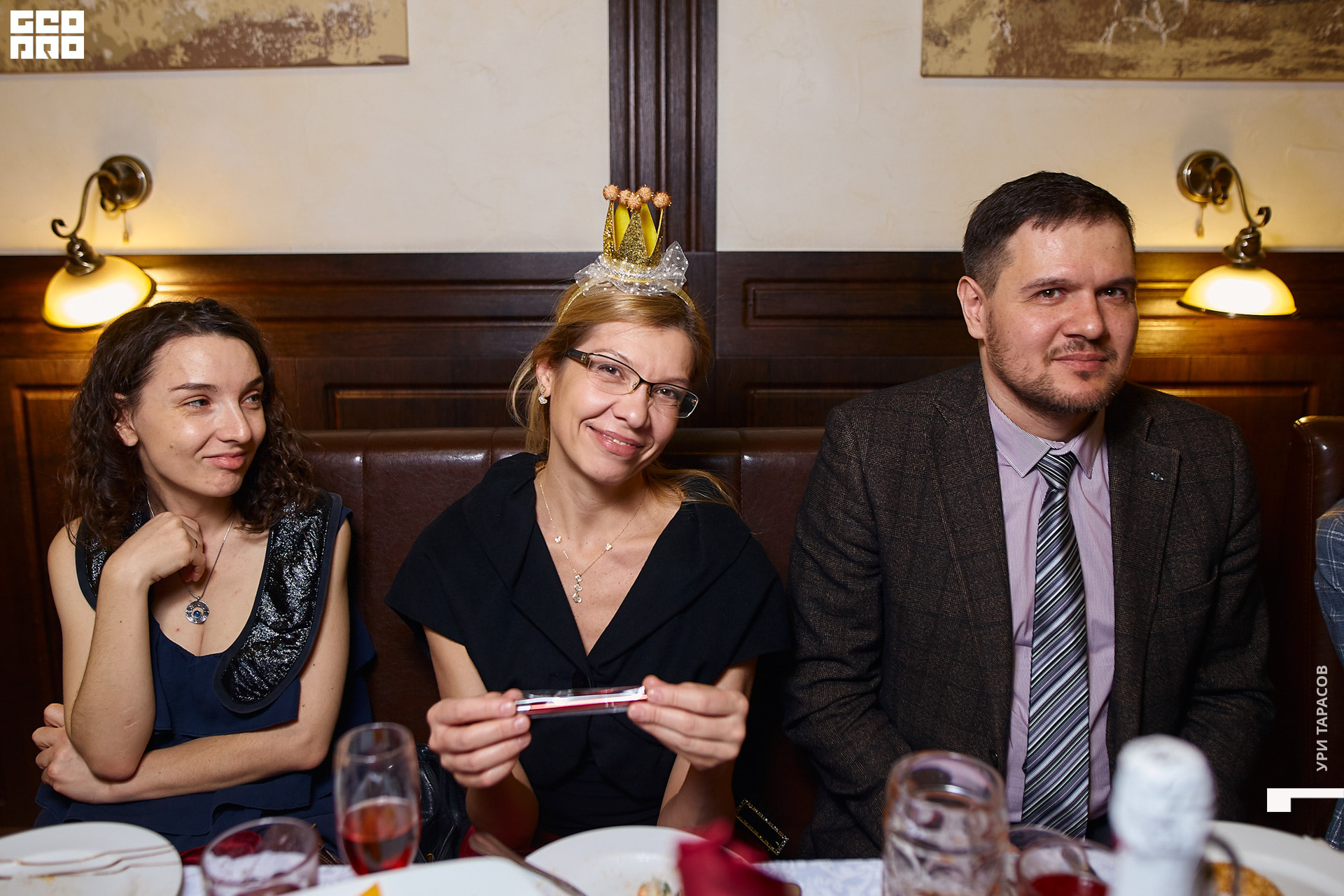 009 191228_195632_uri_0009.jpg