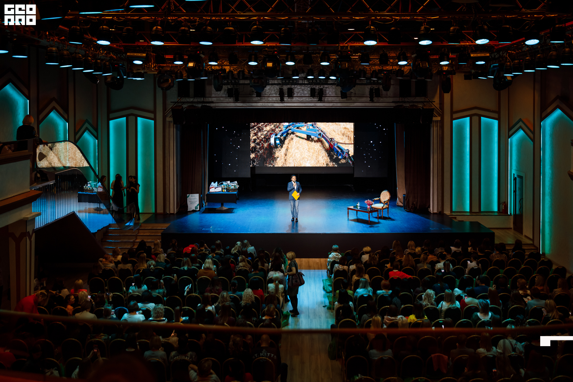 untitled (50-3 of 146).jpg