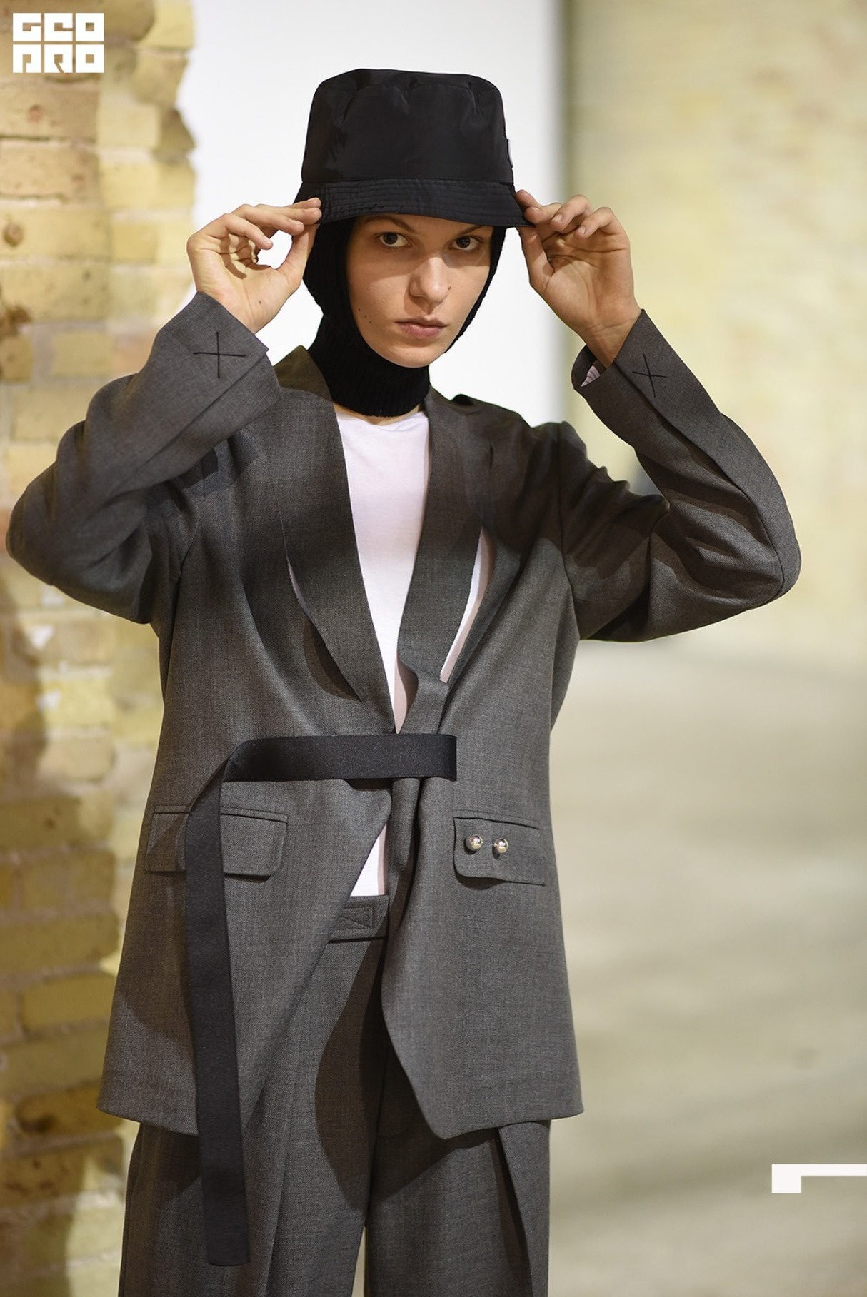 IDoL. A/W 20-21 "MONEY" 20