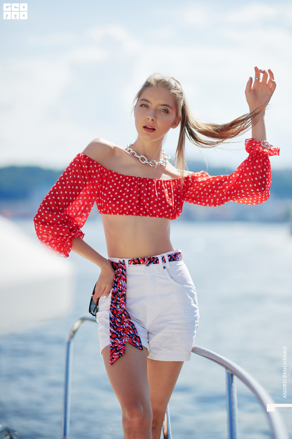 Открытие Sungrilla Yacht Drive 19