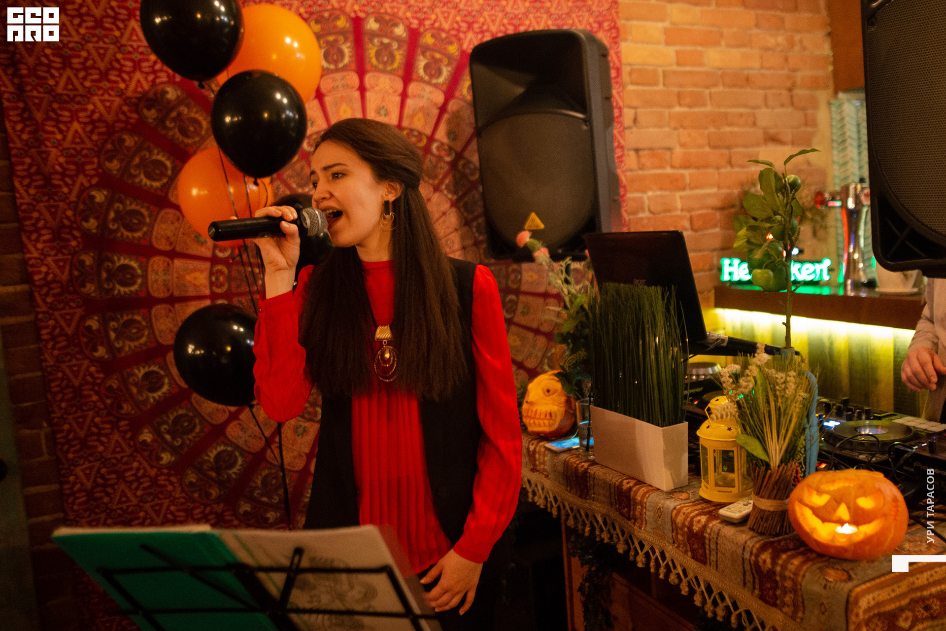 069 191101_214538_uri_0069.jpg