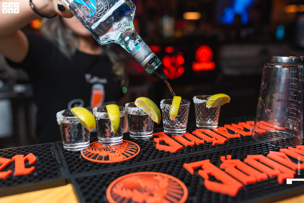 Пятница Чак Норрис bar 9