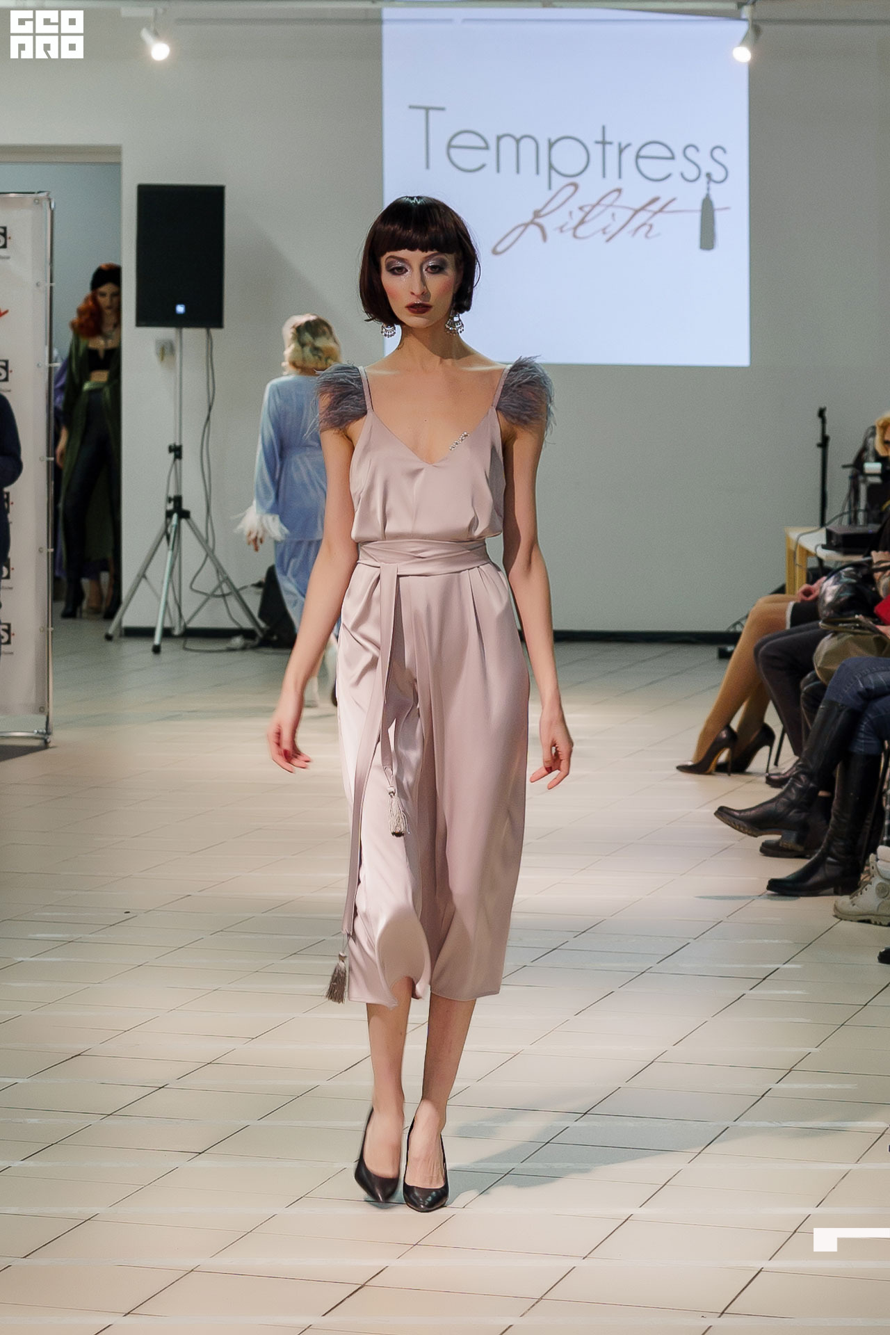 01.02.20_StreetFashionShow АртМуза_0088.JPG