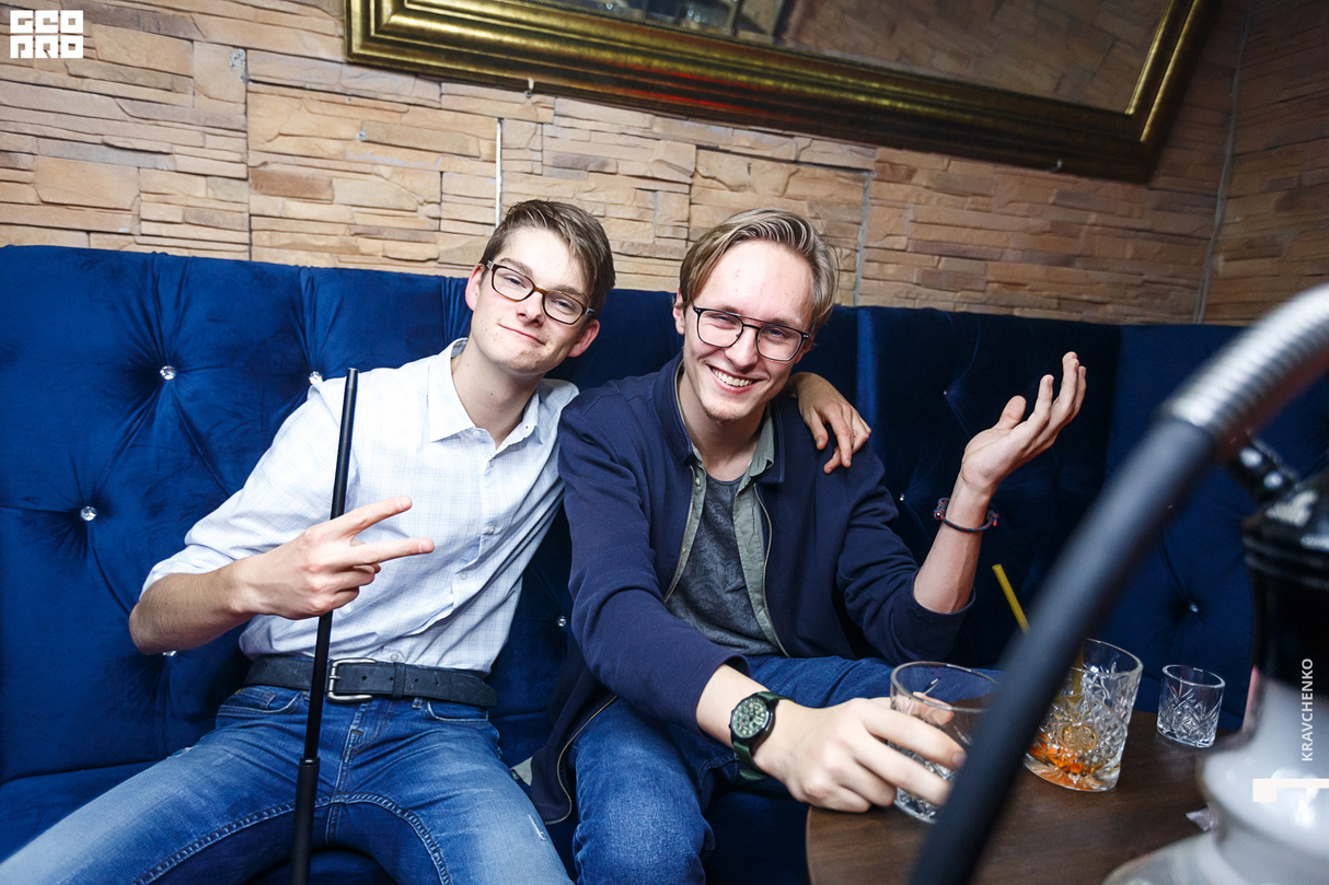 Friday Chill at Life Club & Lounge Prague 25